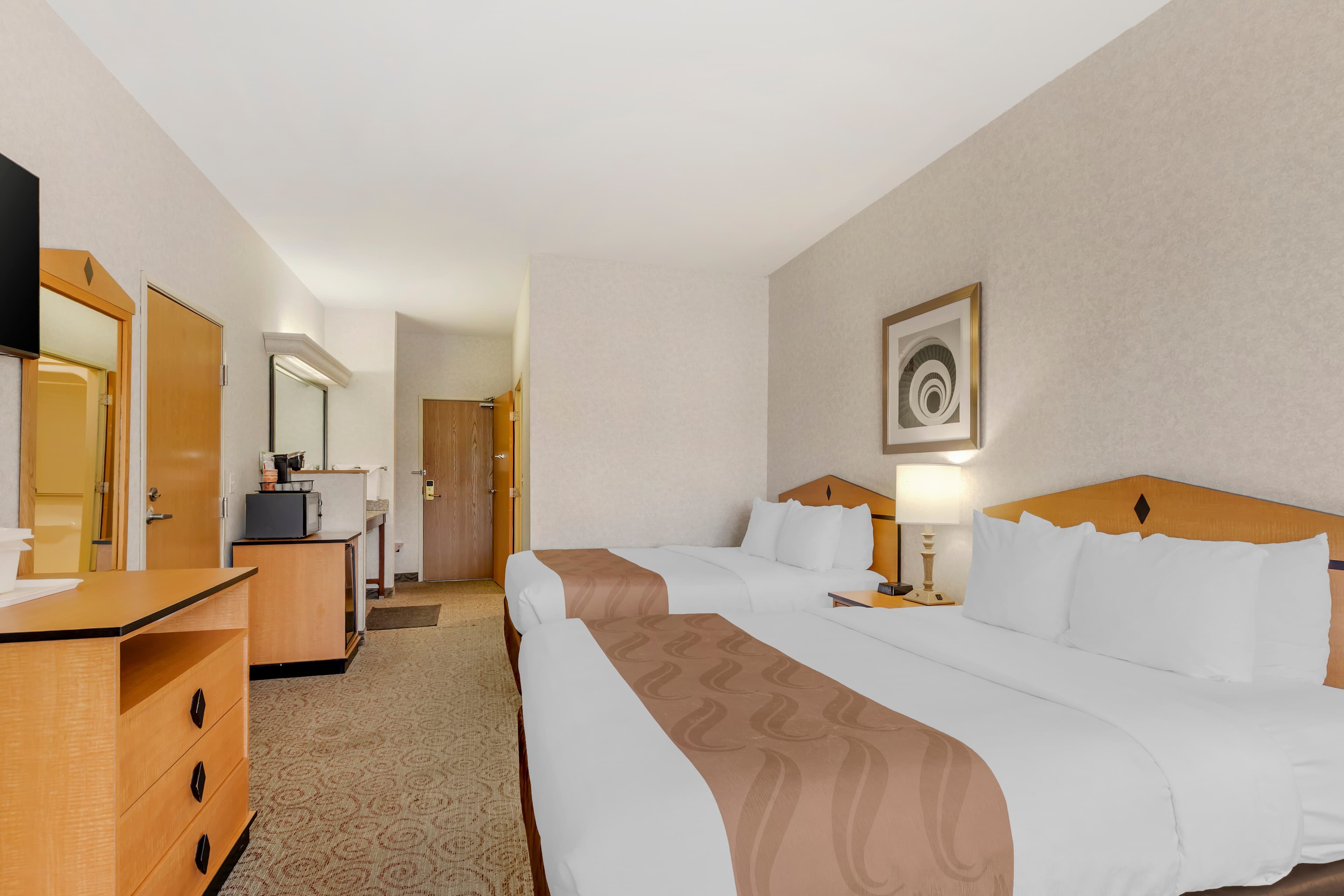 Quality Inn & Suites Denver Airport - Gateway Park - Image 2