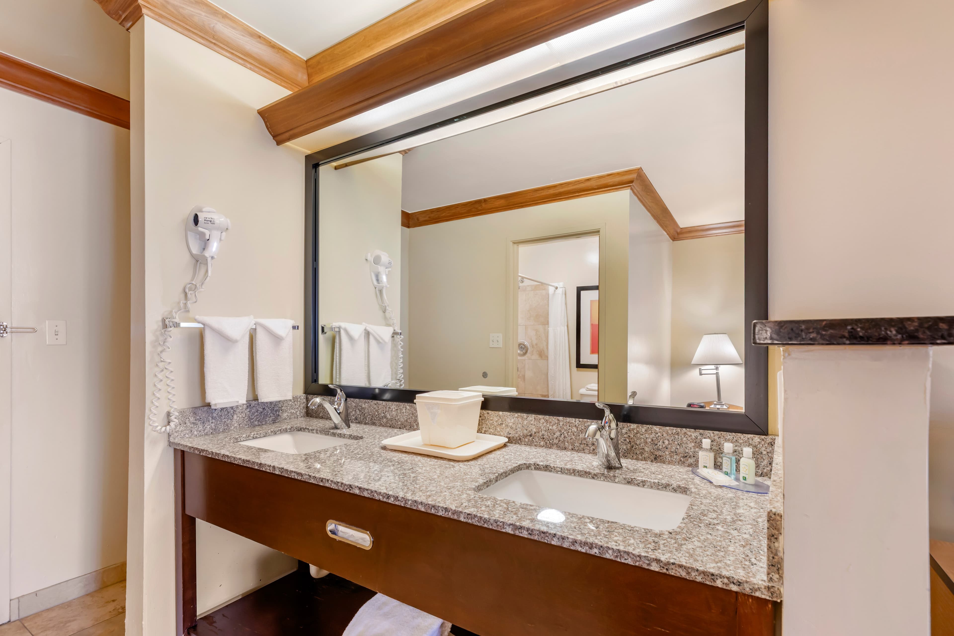 Quality Inn & Suites Denver Airport - Gateway Park — 9