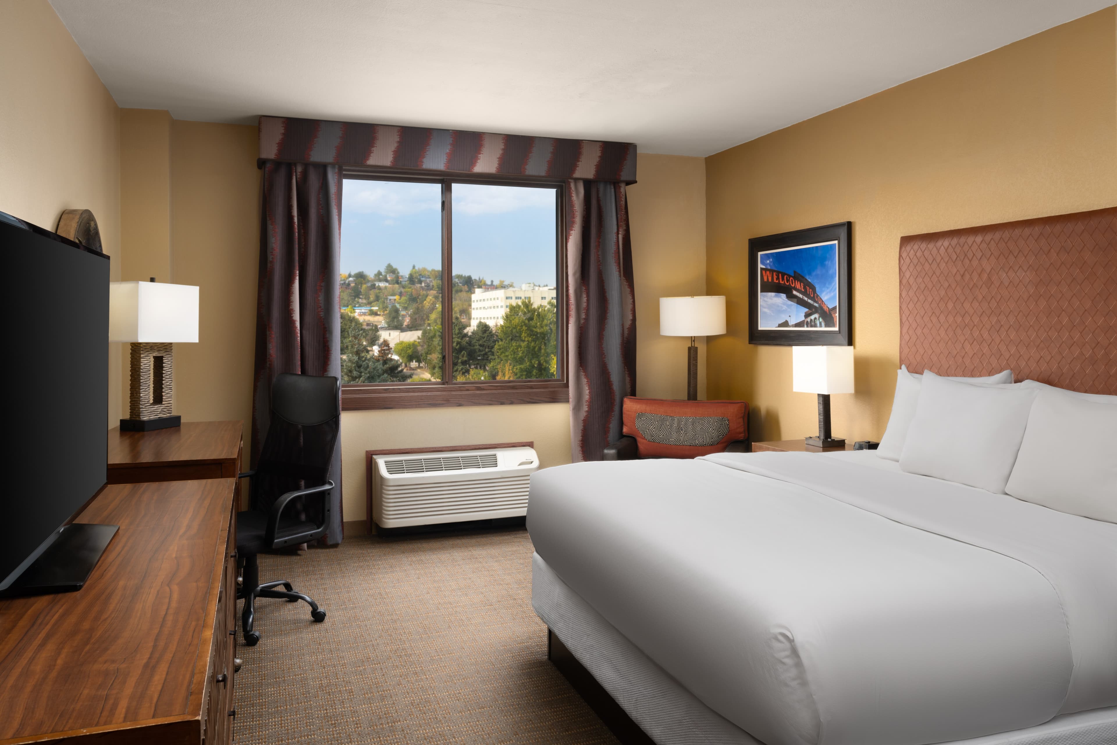 The Golden Hotel, an Ascend Collection Hotel - Image 2