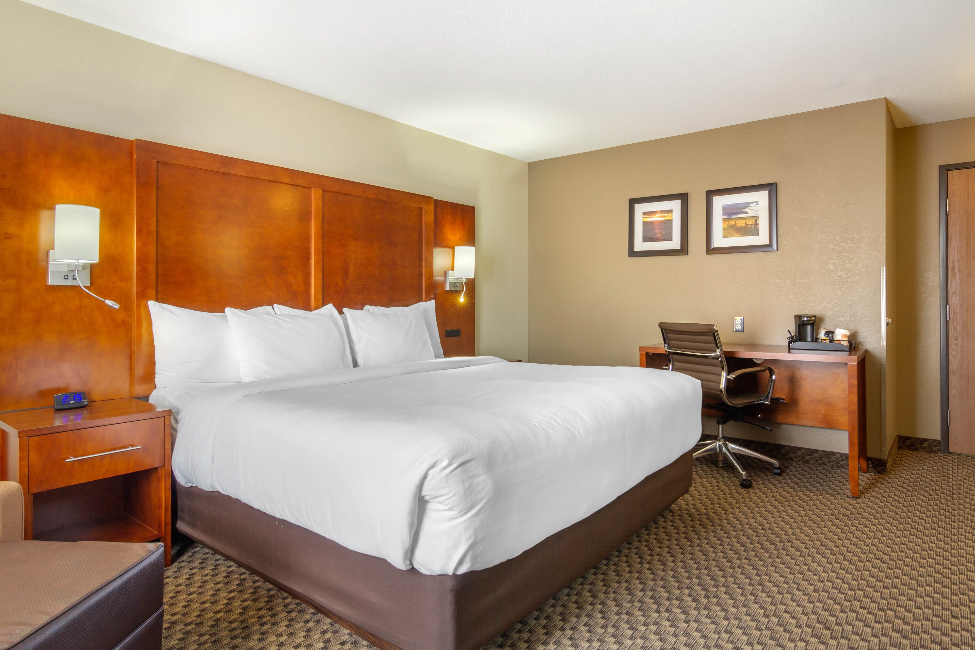 Comfort Inn & Suites Sterling - Image 5