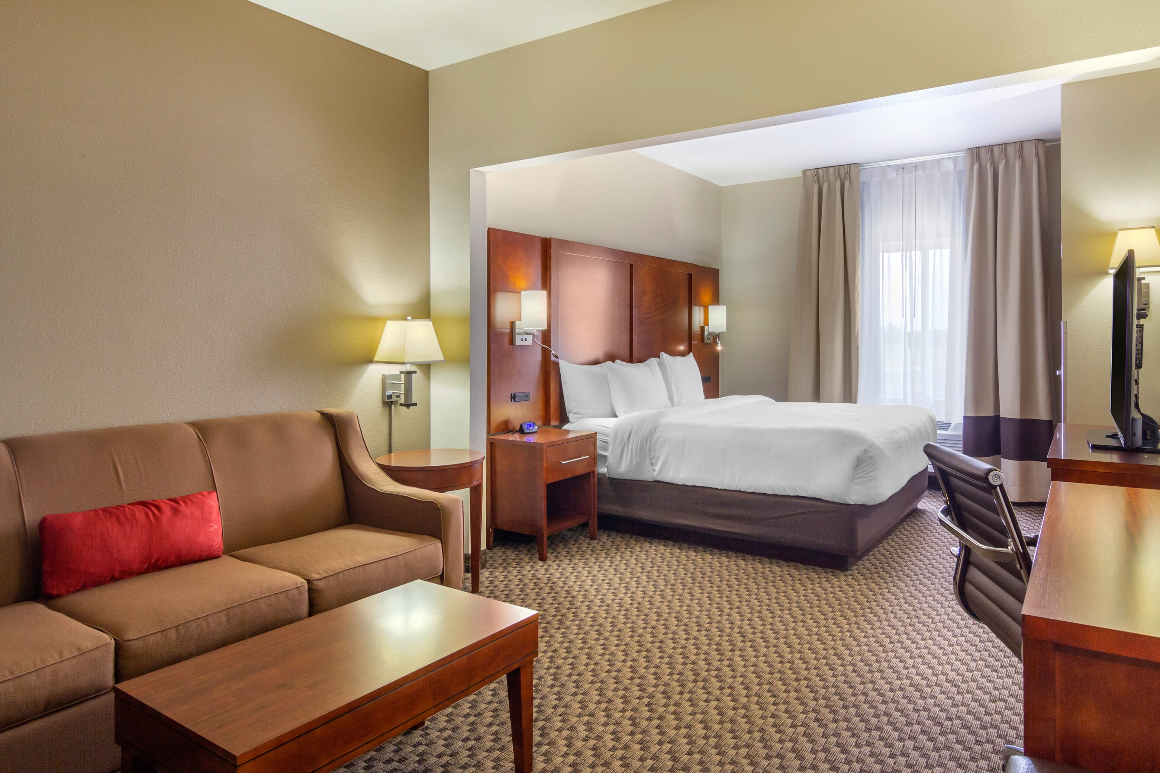 Comfort Inn & Suites Sterling — 28