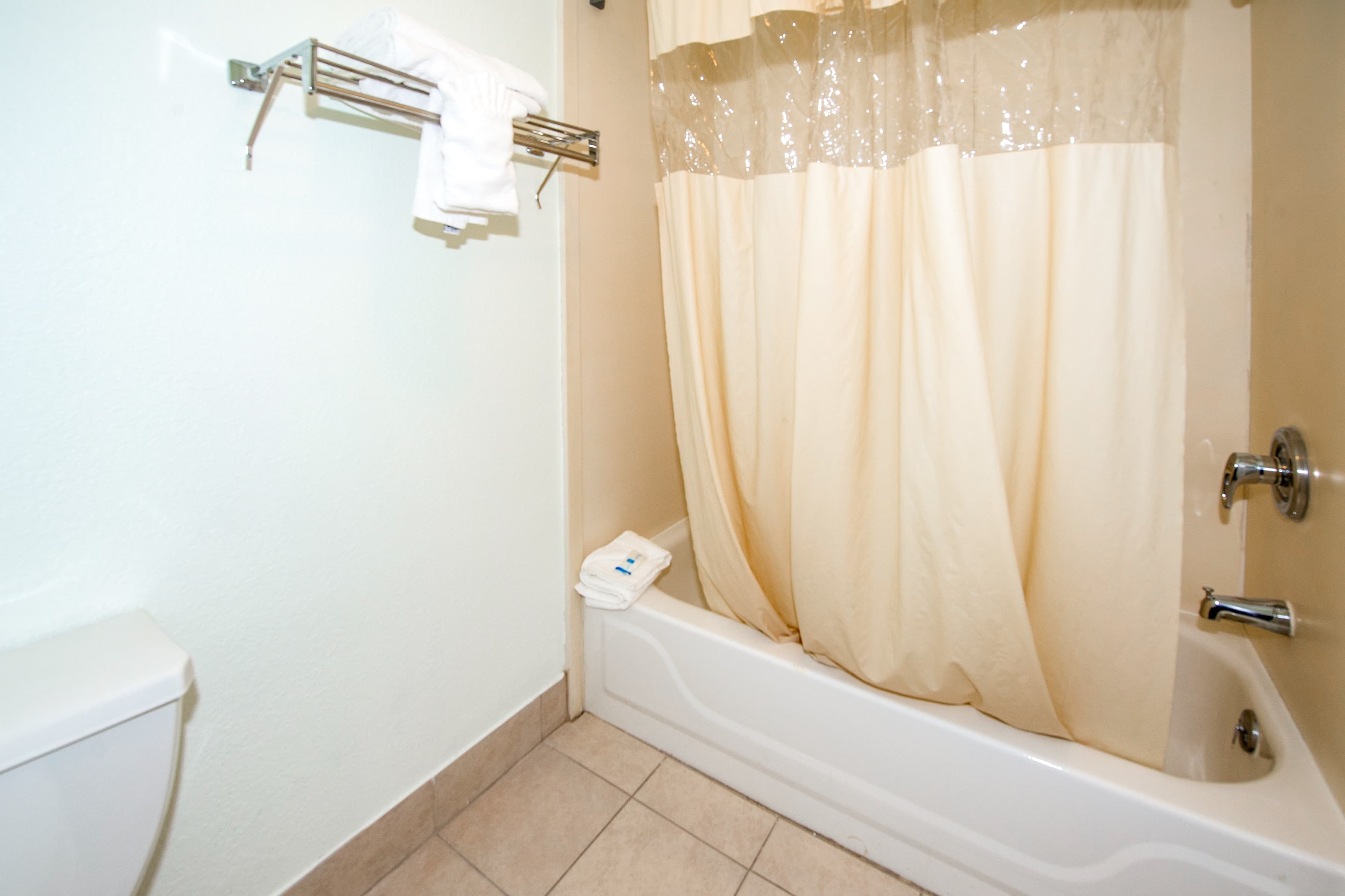 Rodeway Inn Central Colorado Springs — 28