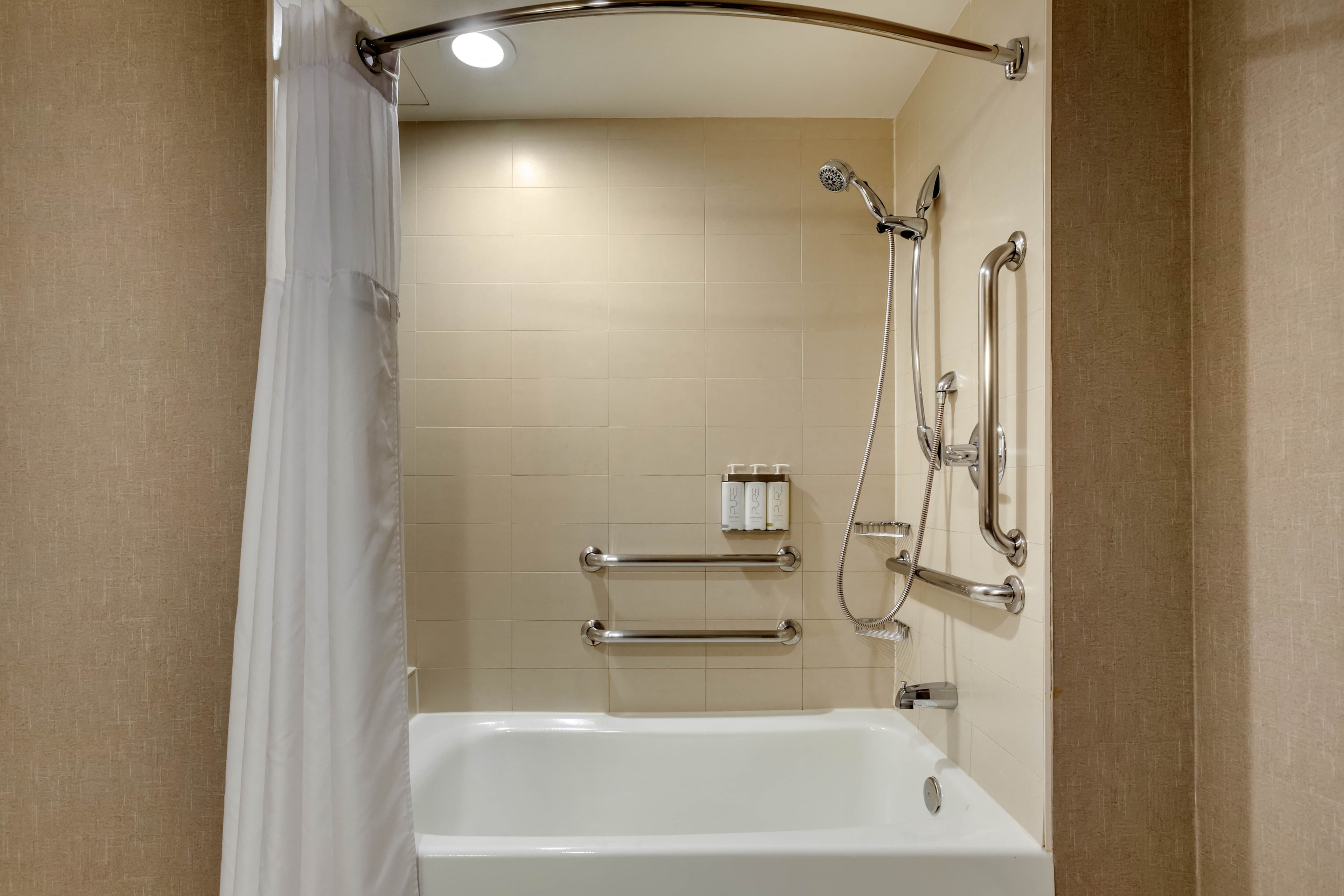 Cambria Hotel Denver International Airport - Image 5