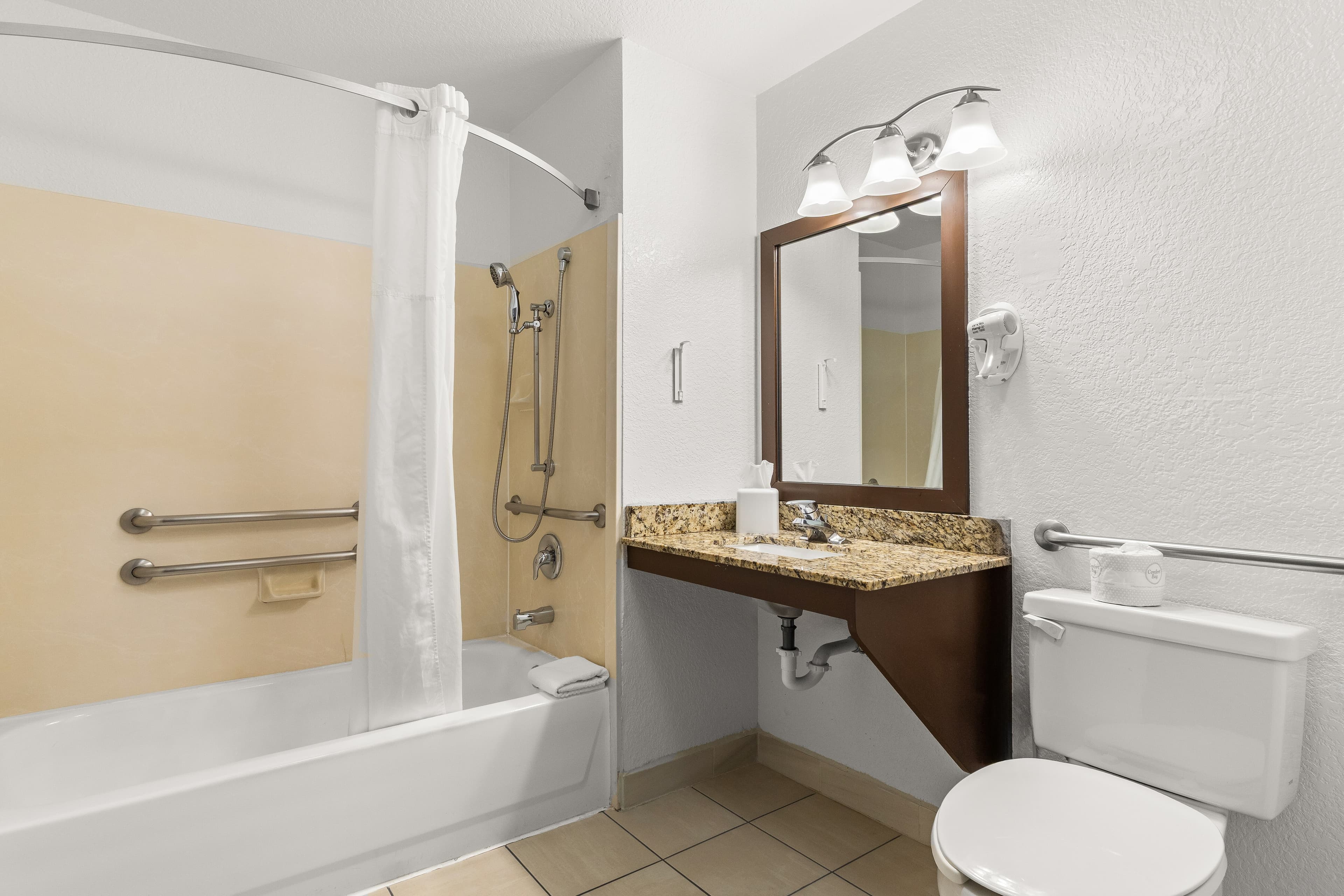 Quality Inn & Suites Denver International Airport - Image 5