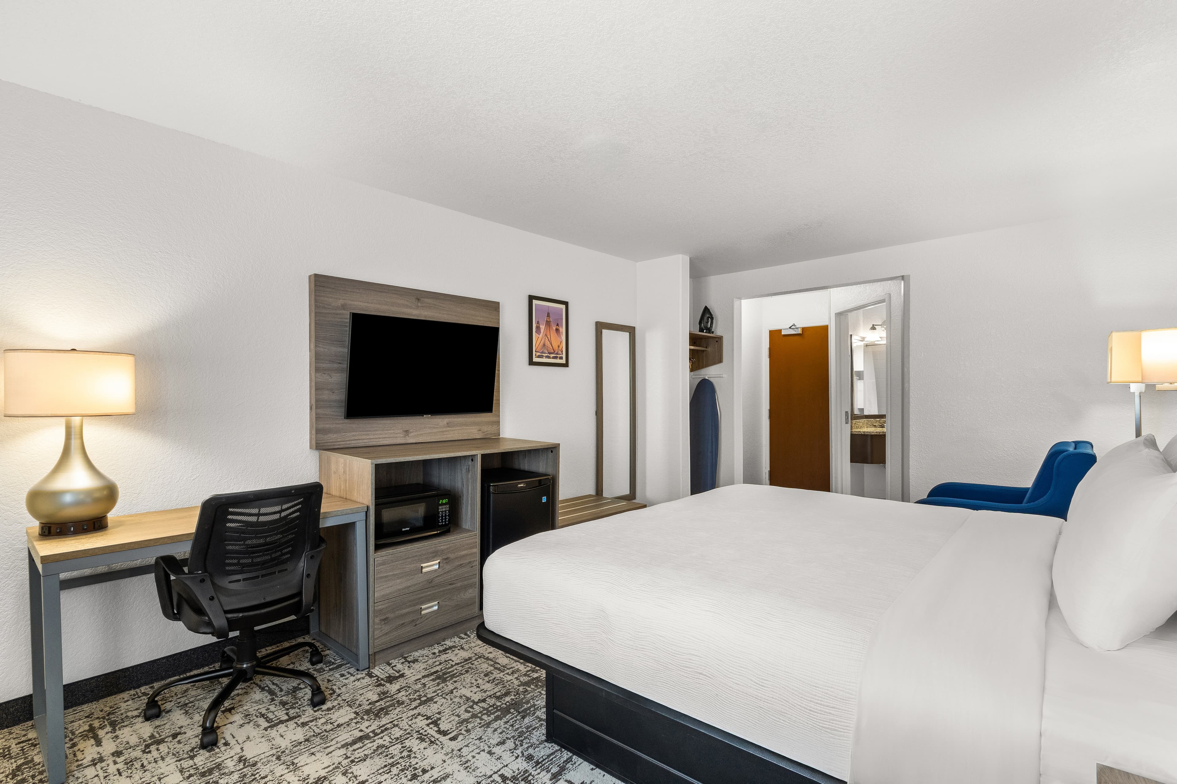 Quality Inn & Suites Denver International Airport — 7