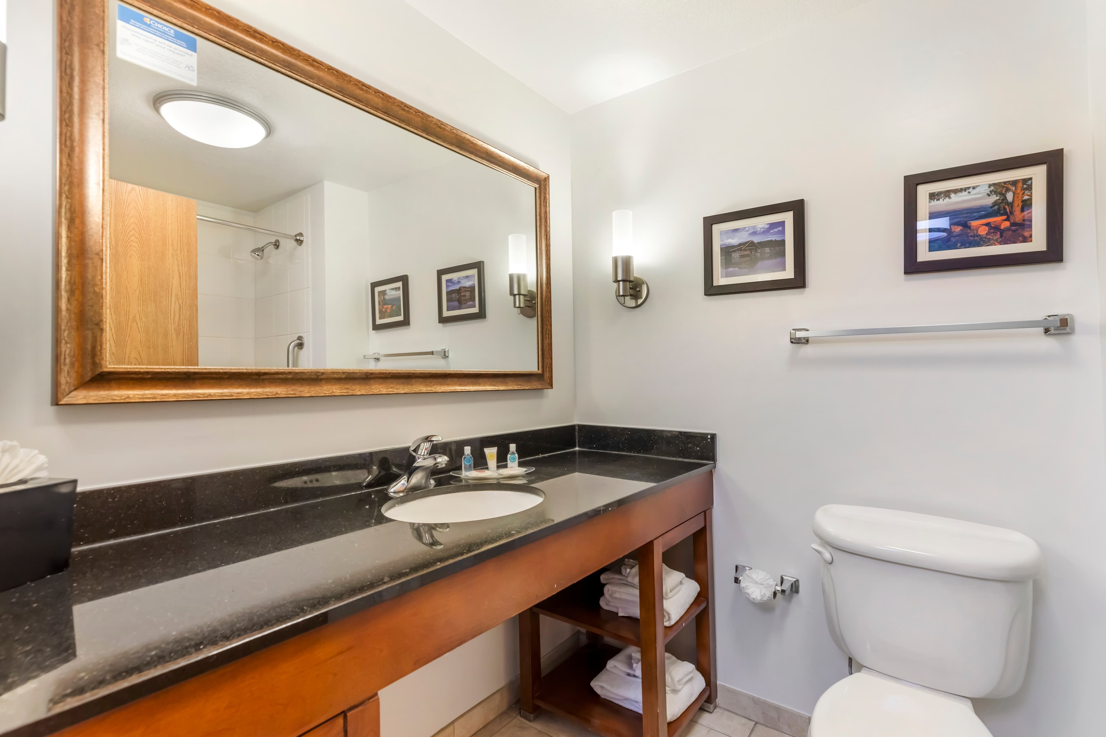 Comfort Suites Longmont — 21