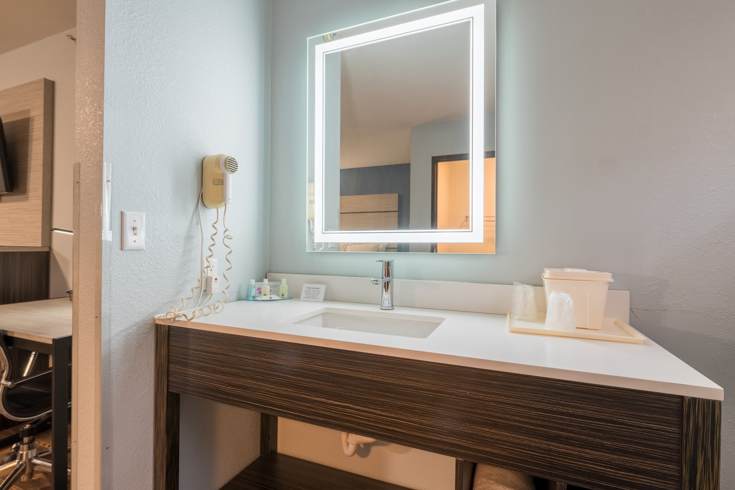 Quality Inn & Suites Manitou Springs at Pikes Peak — 15
