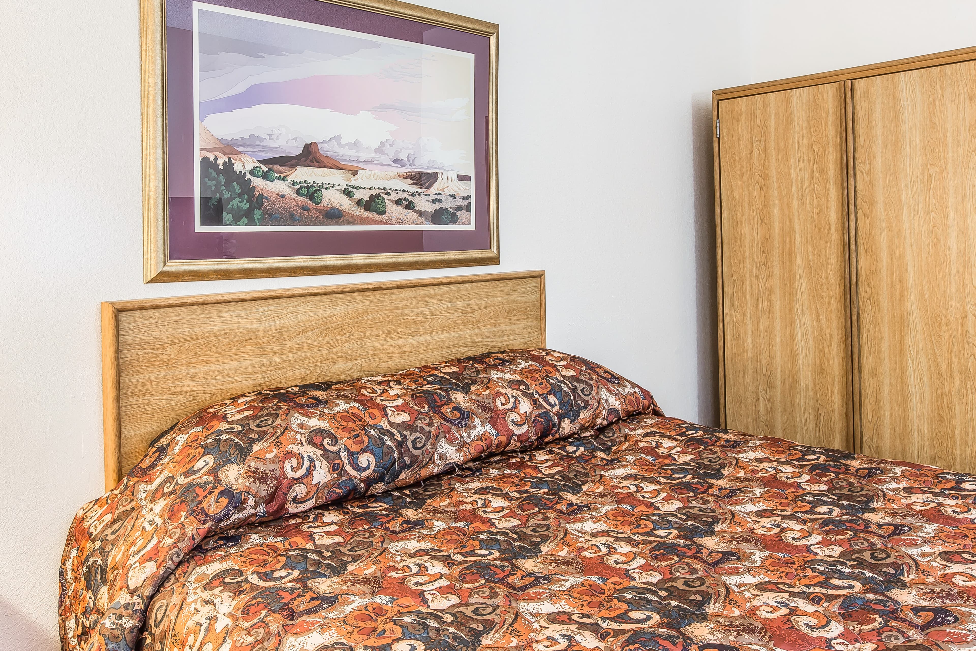 Rodeway Inn Rifle - Image 2