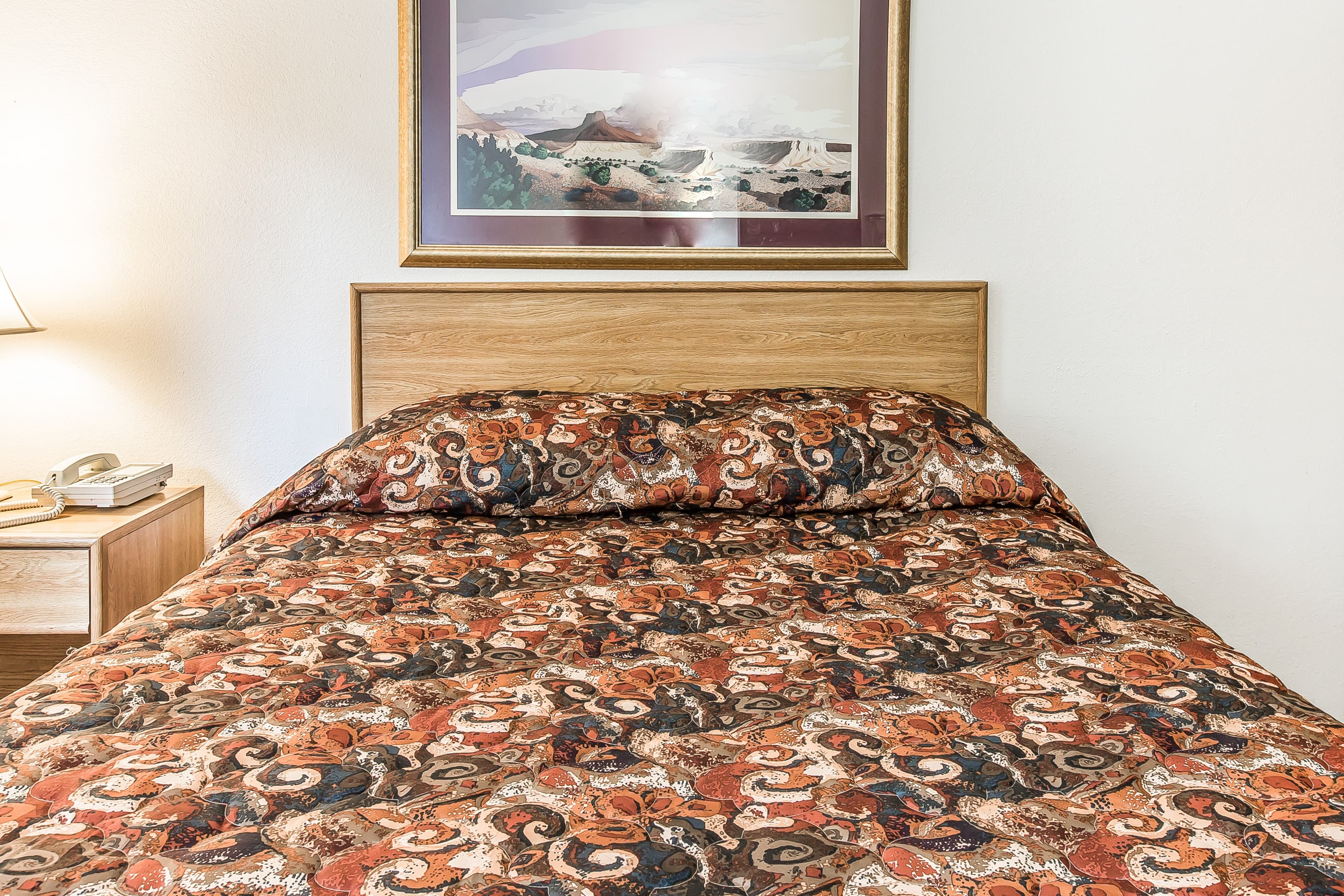 Rodeway Inn Rifle - Image 4