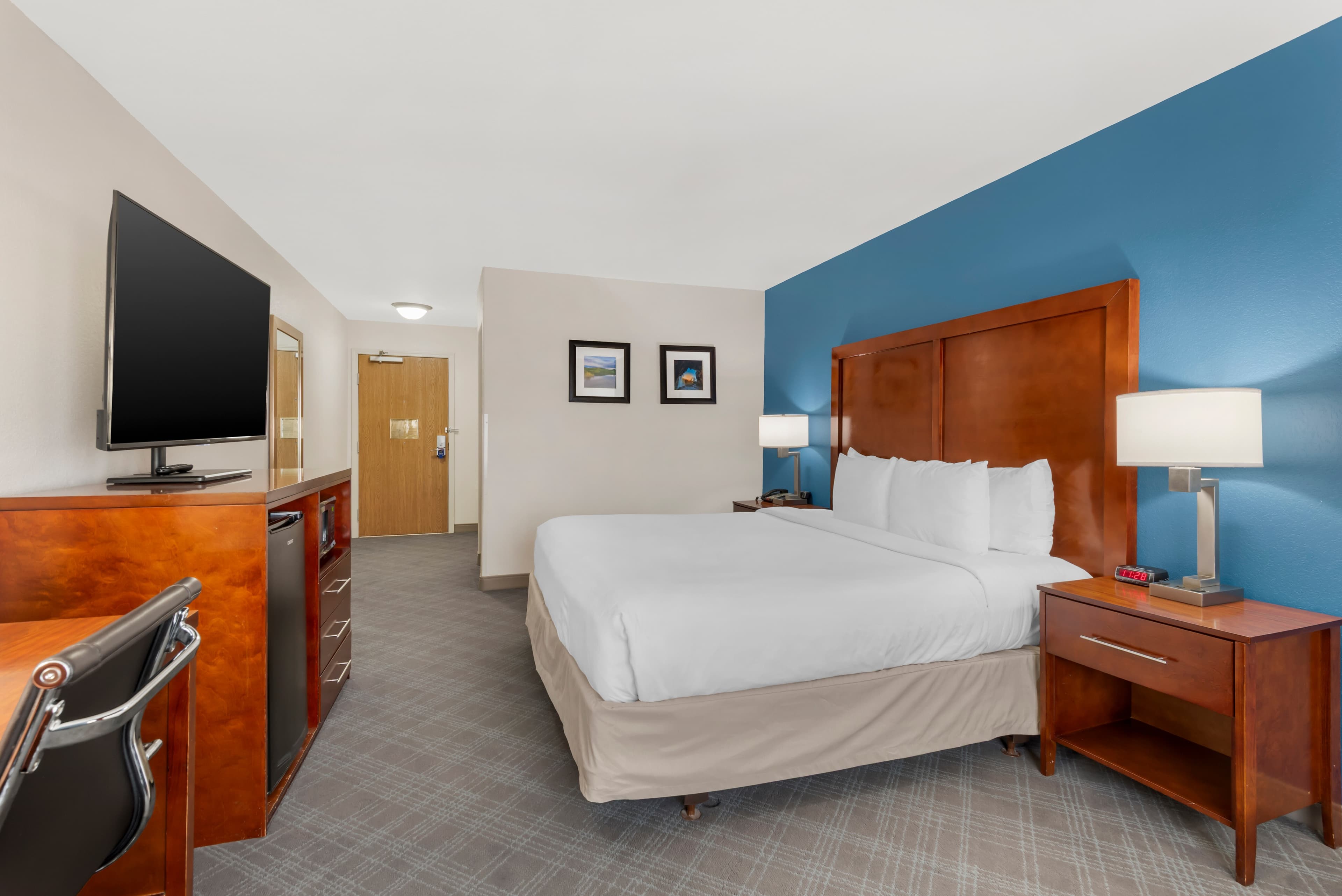 Comfort Inn & Suites Rifle - Image 4
