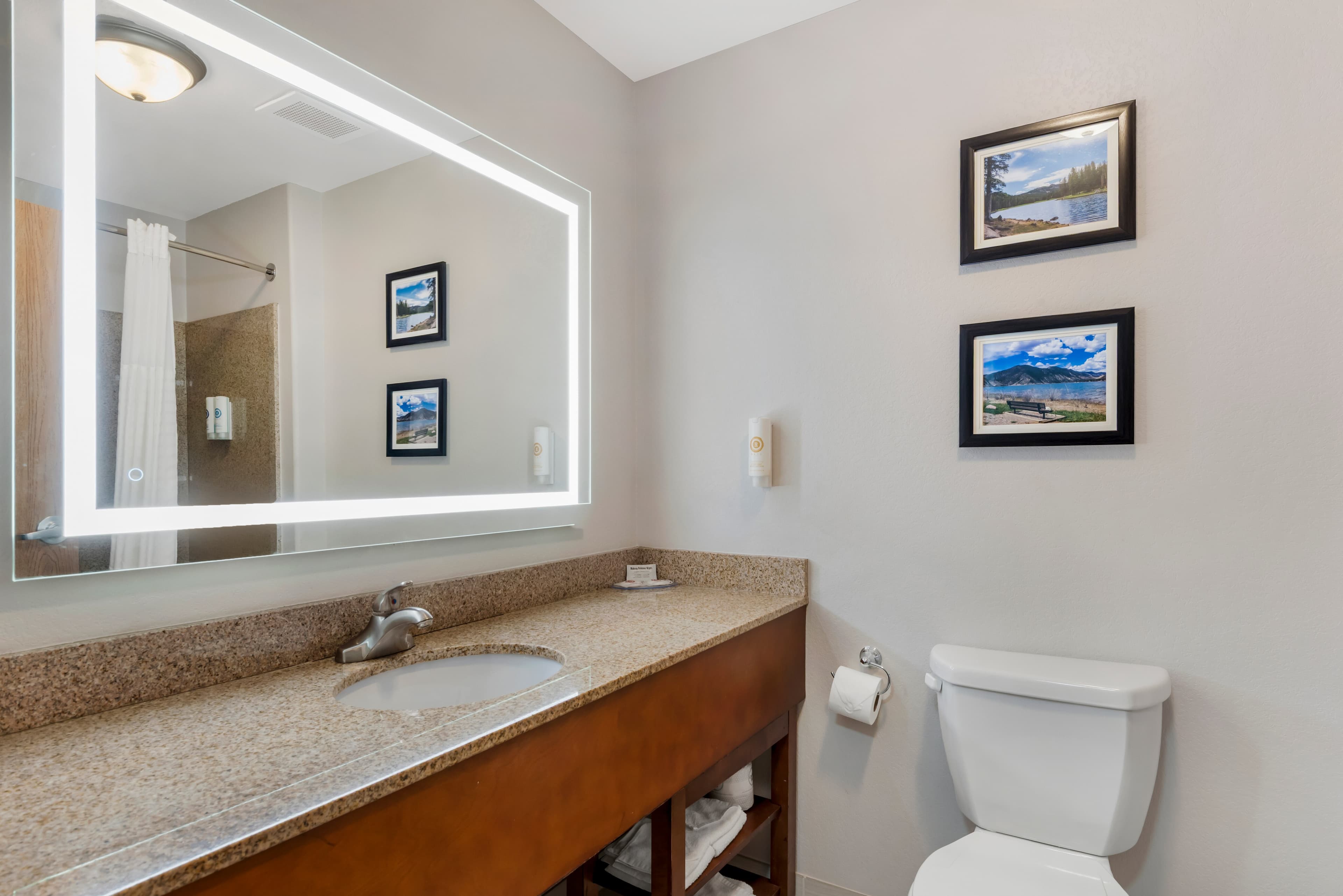 Comfort Inn & Suites Rifle — 21