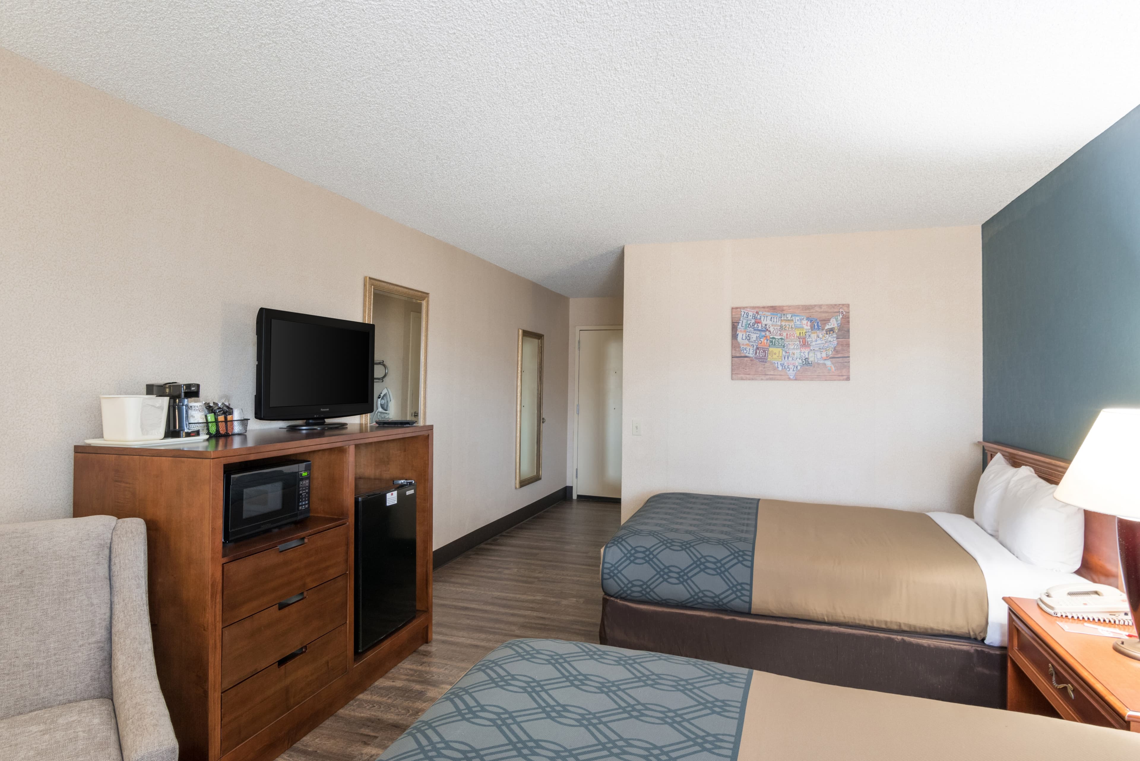 Econo Lodge Grand Junction North - Image 4