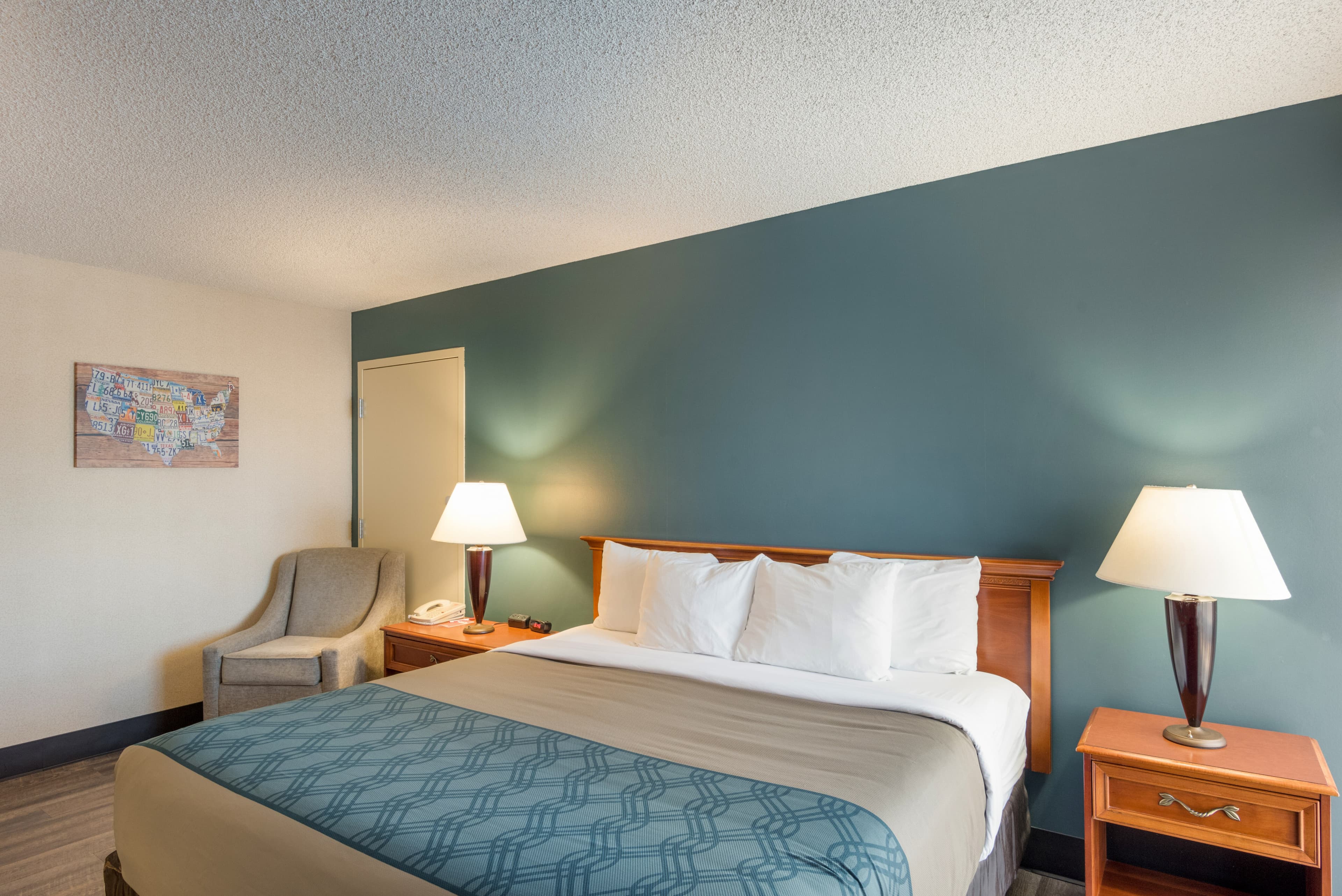 Econo Lodge Grand Junction North — 7