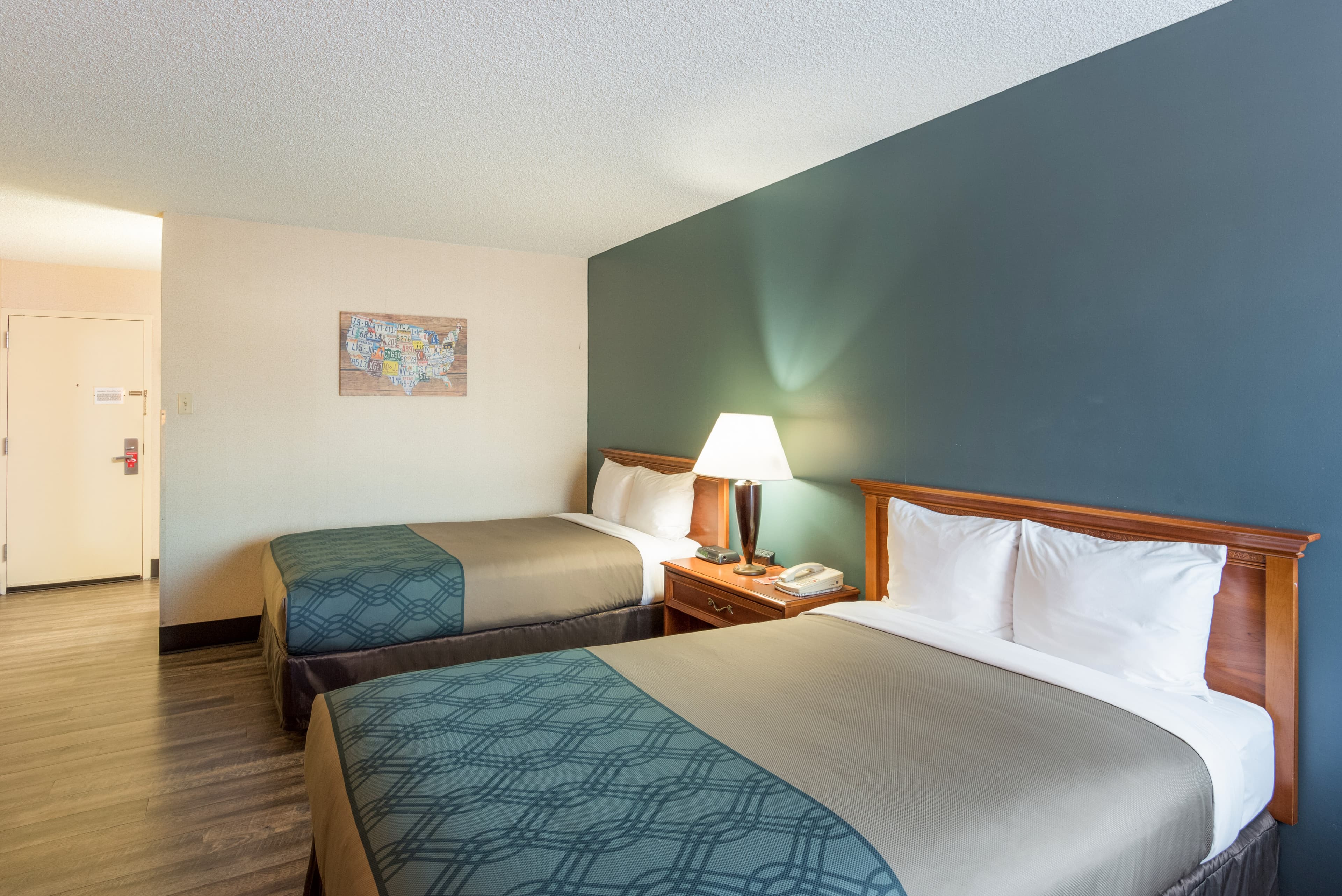 Econo Lodge Grand Junction North — 11