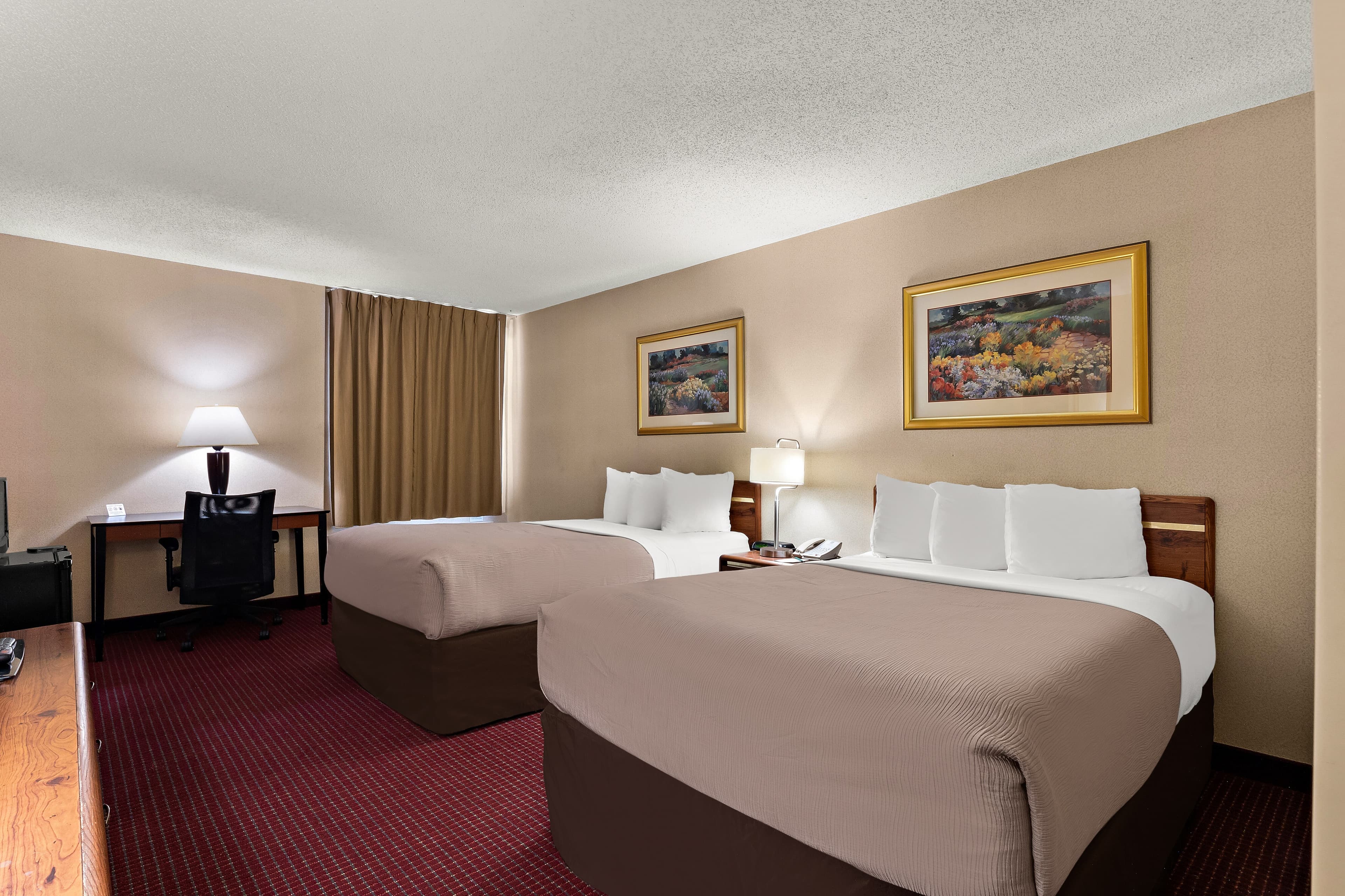 Quality Inn & Suites Craig - Image 2
