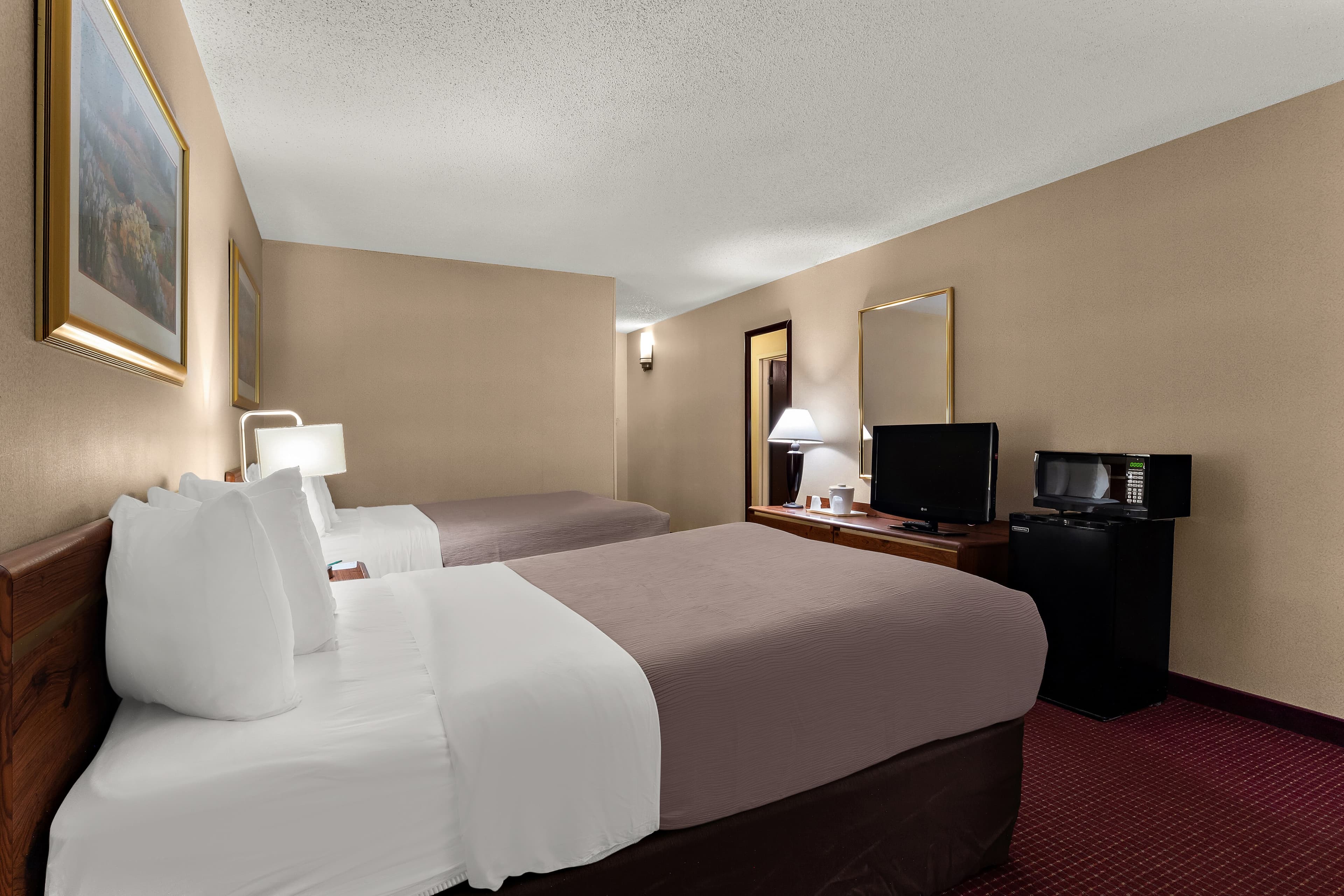 Quality Inn & Suites Craig - Image 4