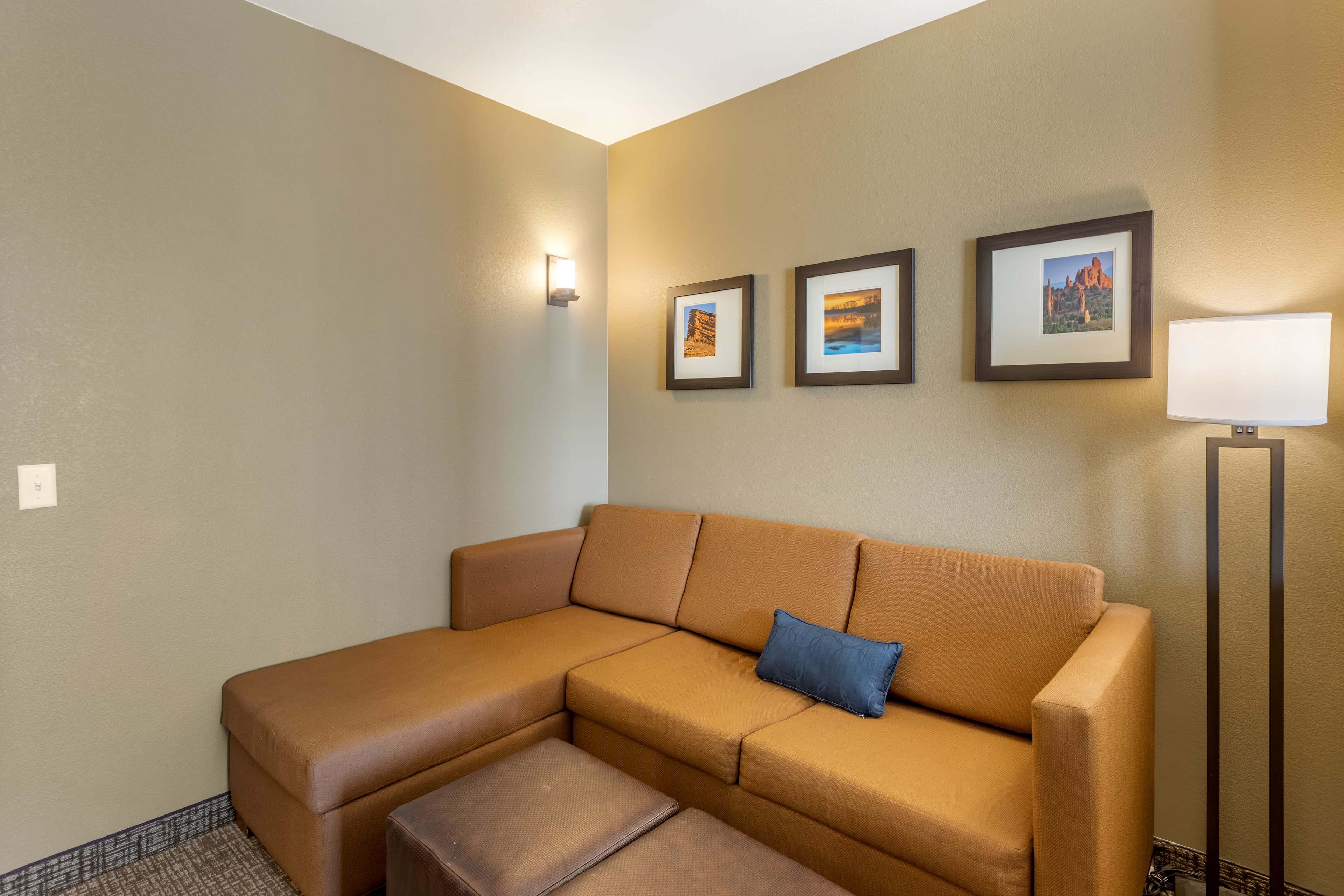 Comfort Suites Near Denver Downtown — 19