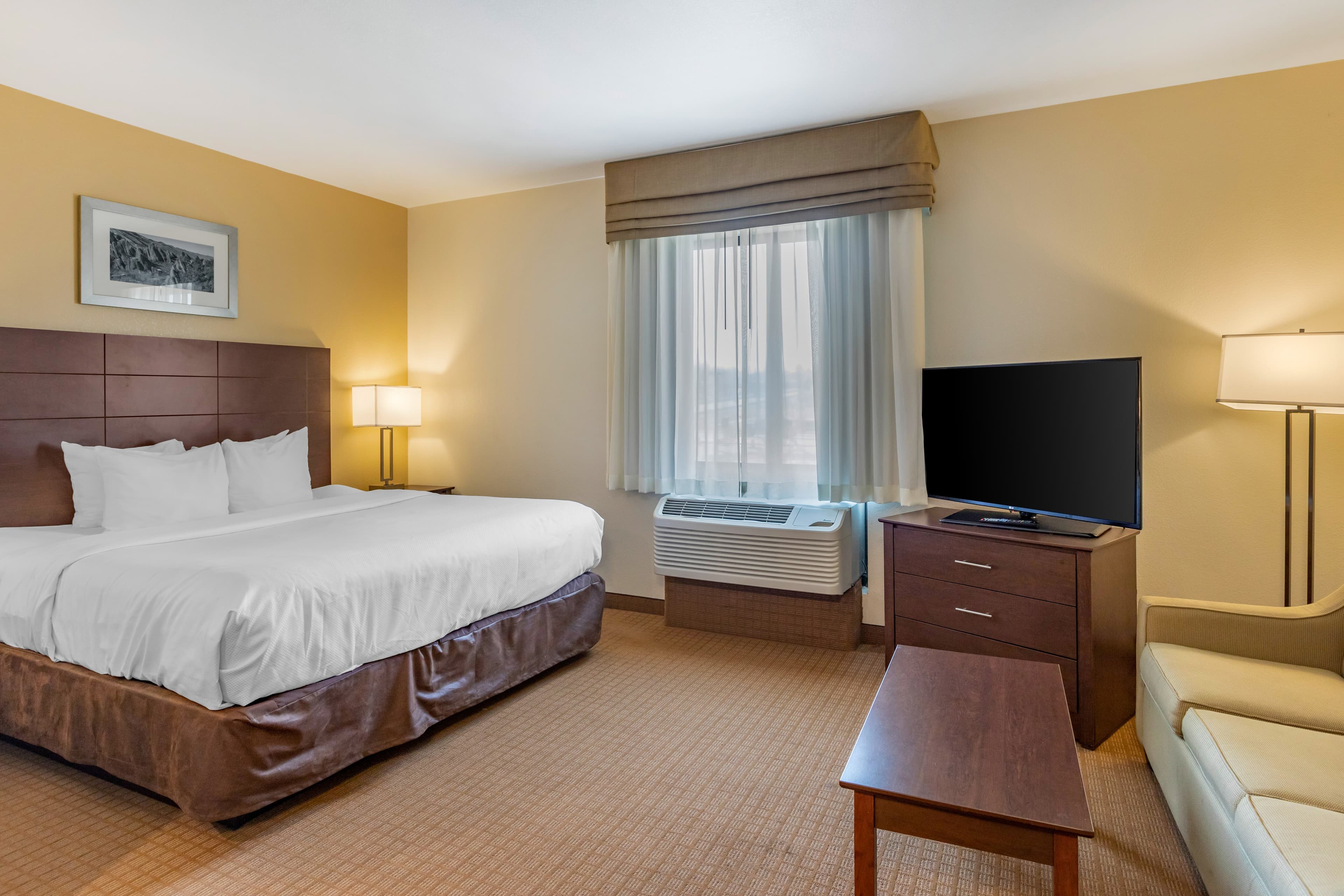 MainStay Suites Near Denver Downtown — 6