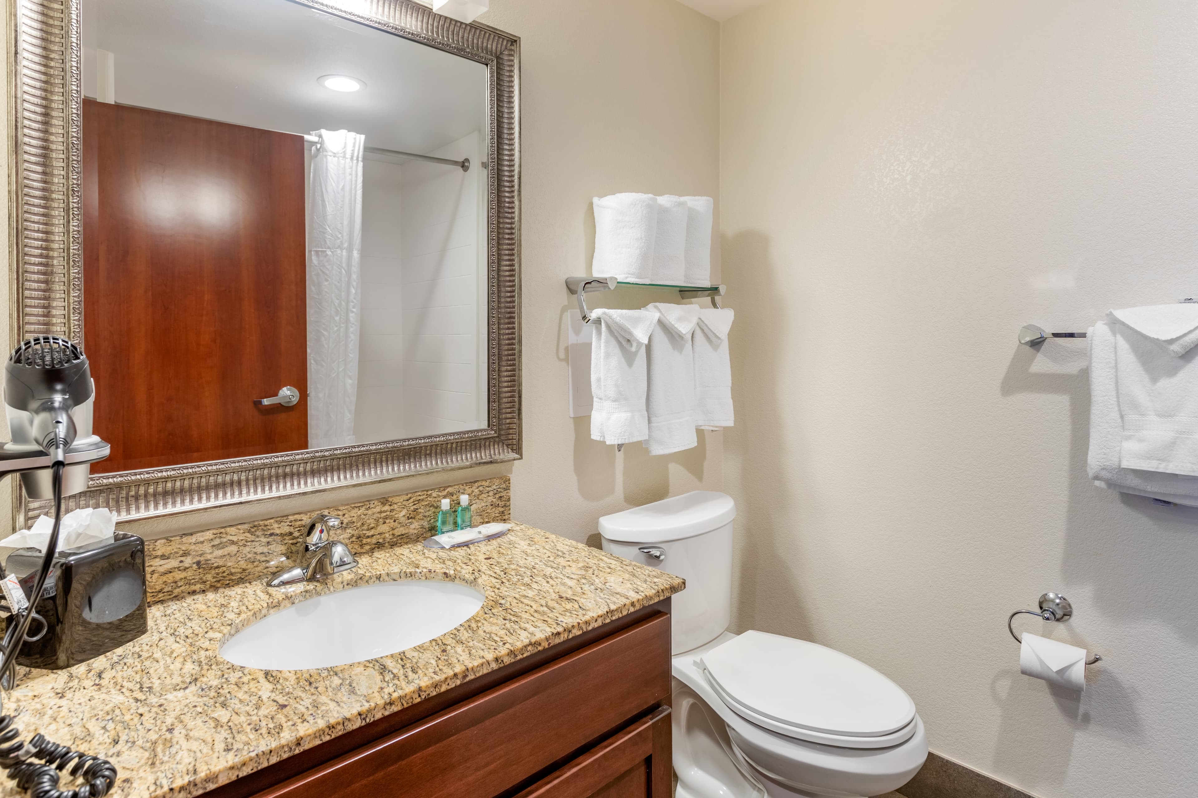 MainStay Suites Near Denver Downtown — 26