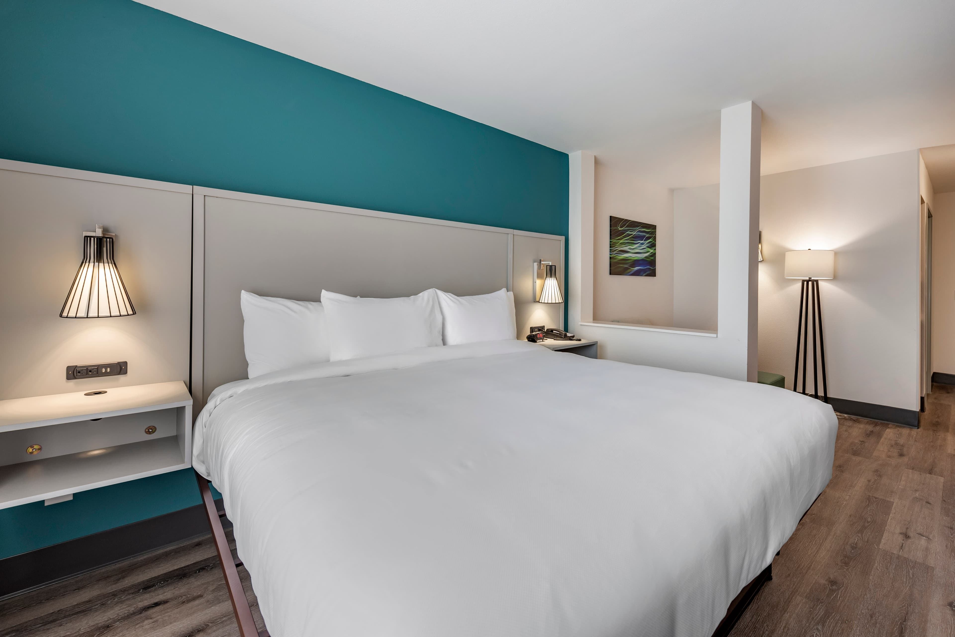 Comfort Suites Colorado Springs East - Medical Center Area - Image 3