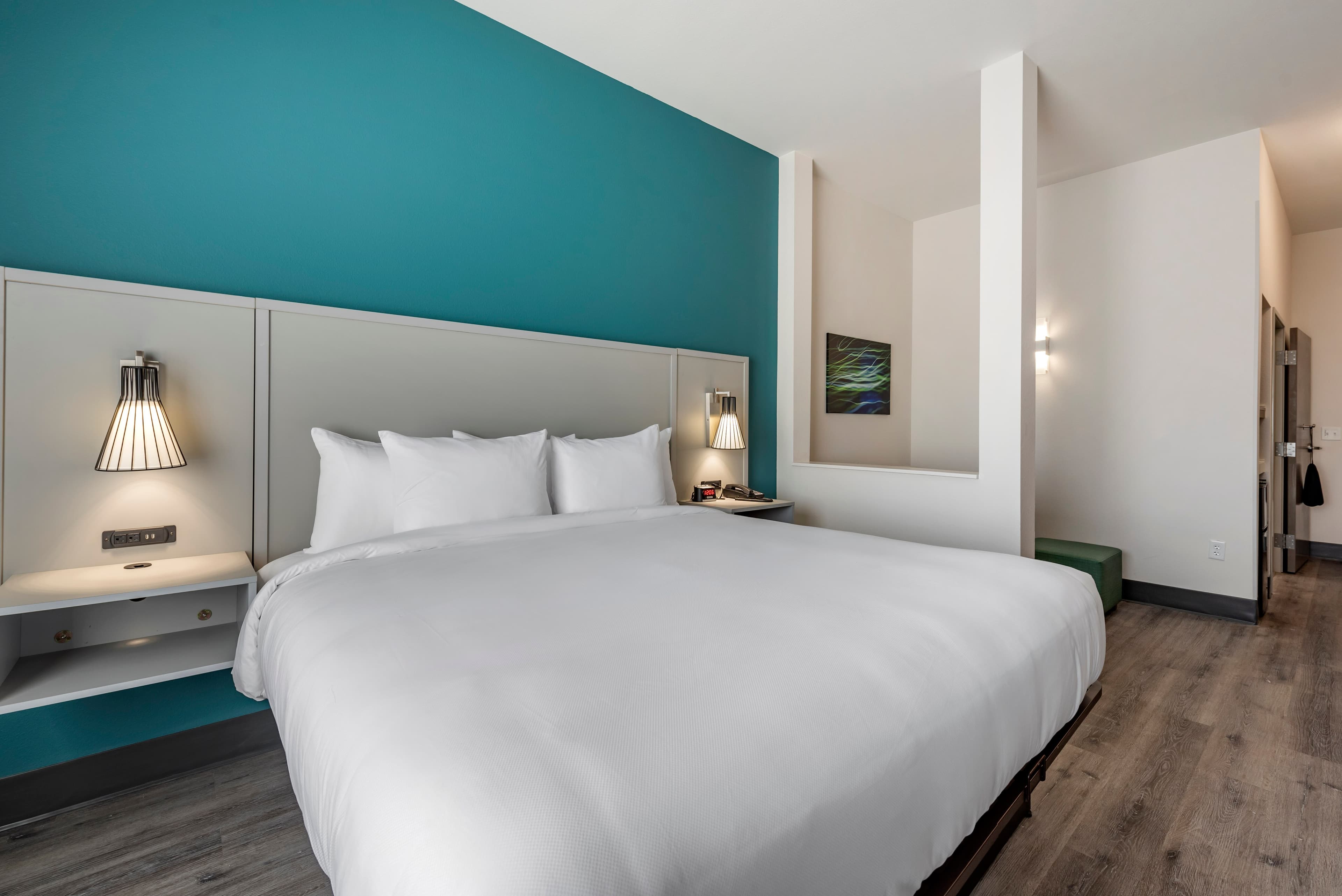 Comfort Suites Colorado Springs East - Medical Center Area — 7