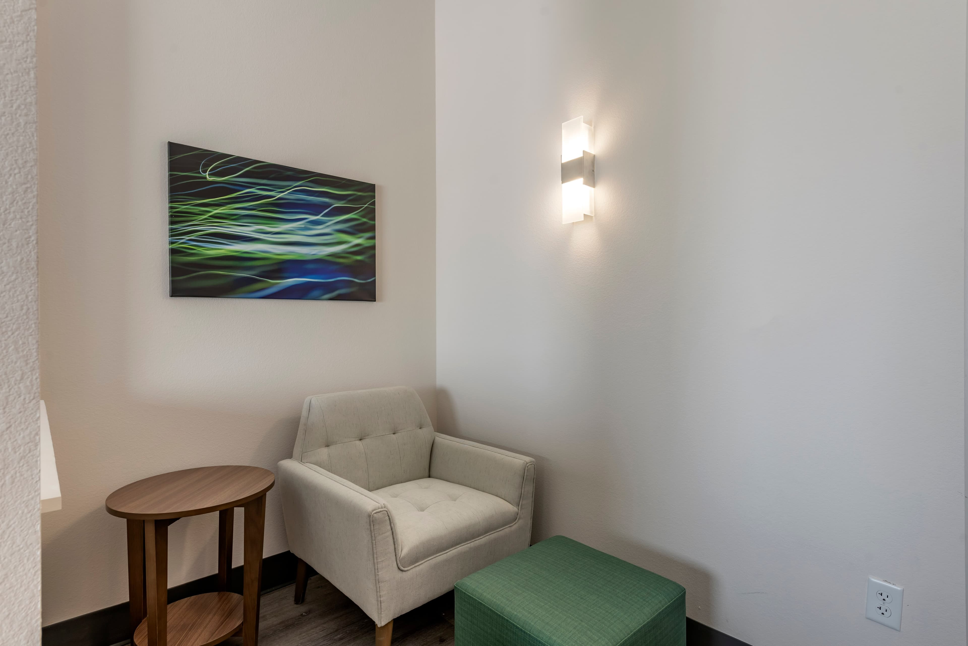 Comfort Suites Colorado Springs East - Medical Center Area — 8
