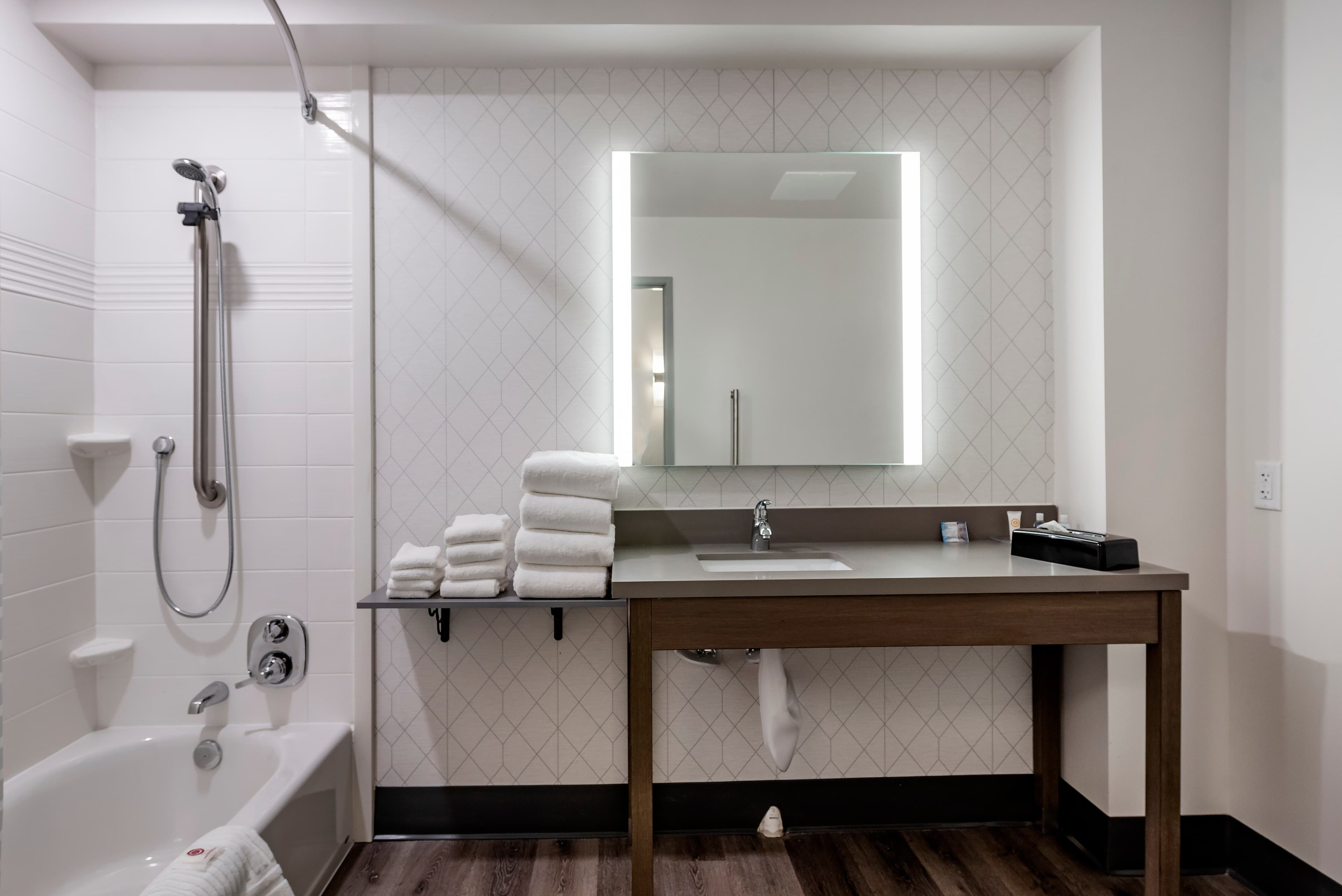 Comfort Suites Colorado Springs East - Medical Center Area — 12