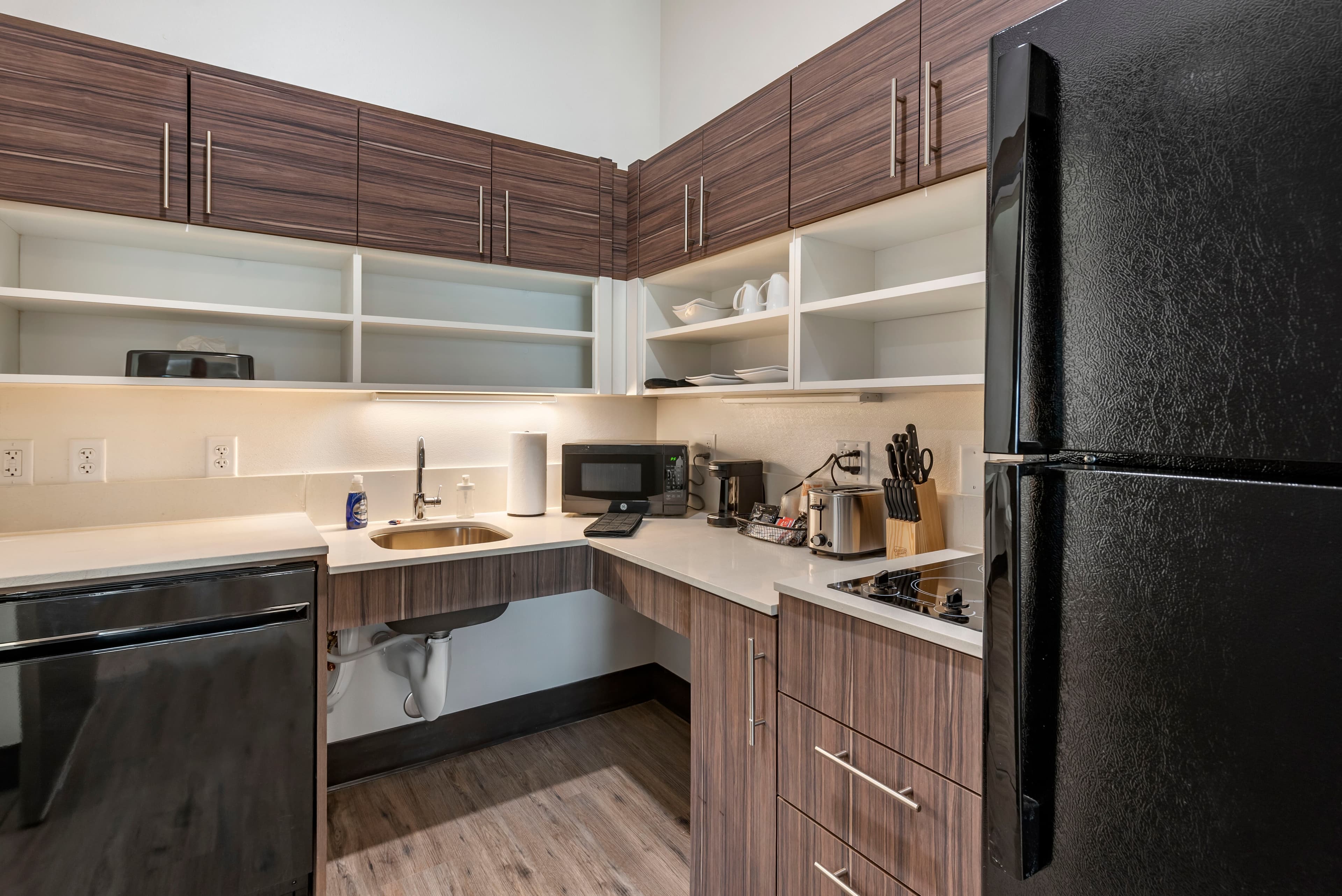 MainStay Suites Colorado Springs East - Medical Center Area - Image 3