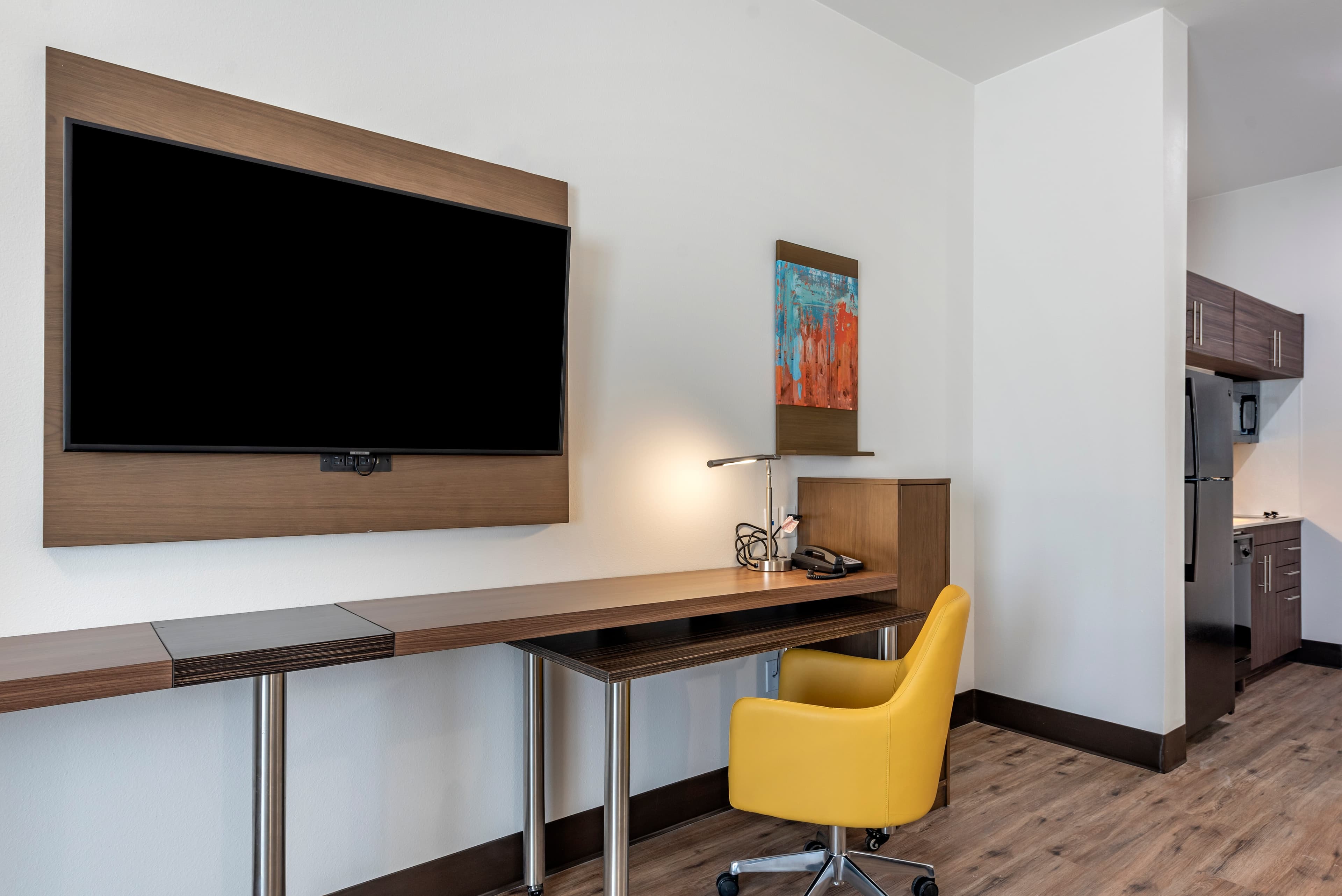 MainStay Suites Colorado Springs East - Medical Center Area — 8