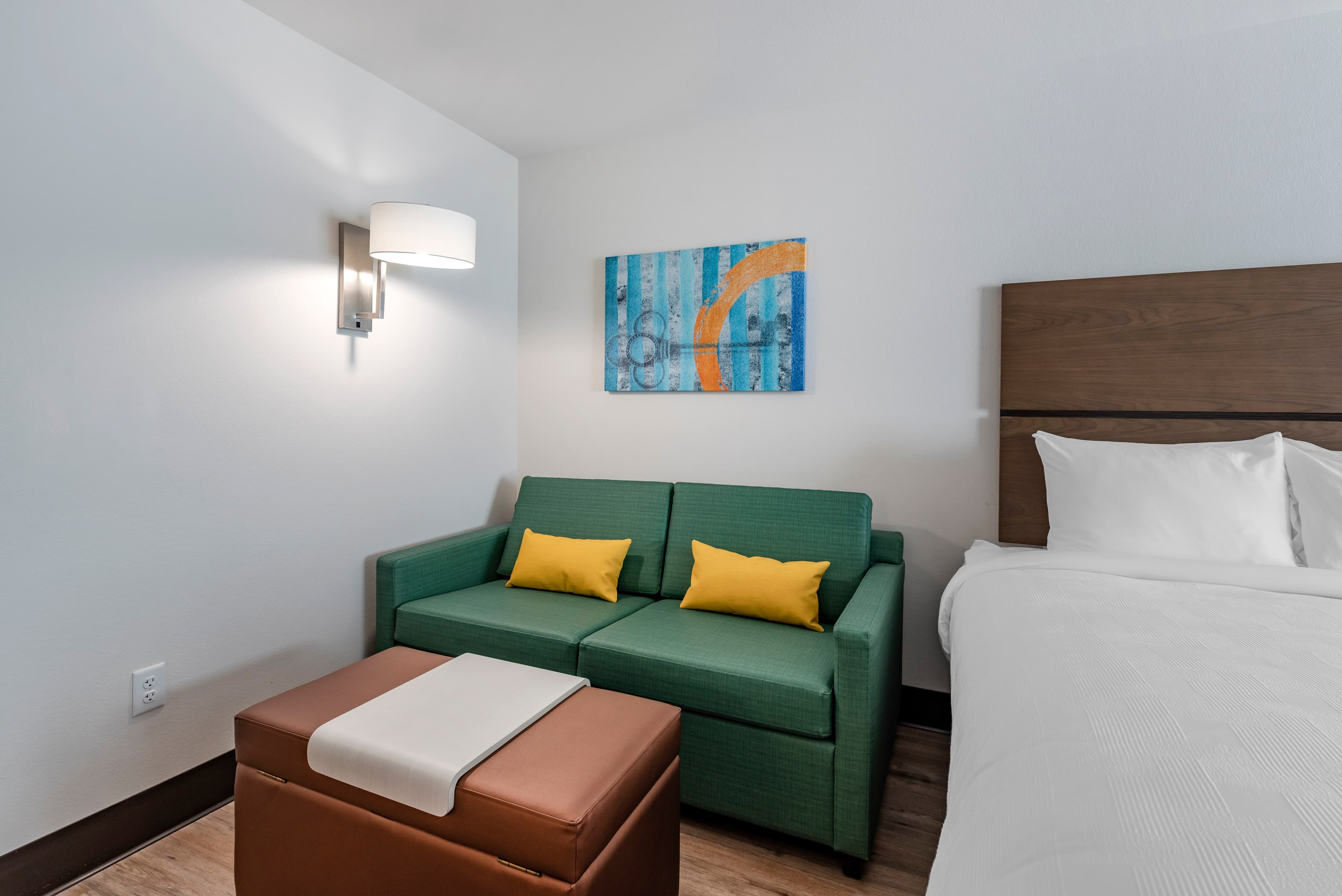 MainStay Suites Colorado Springs East - Medical Center Area — 11