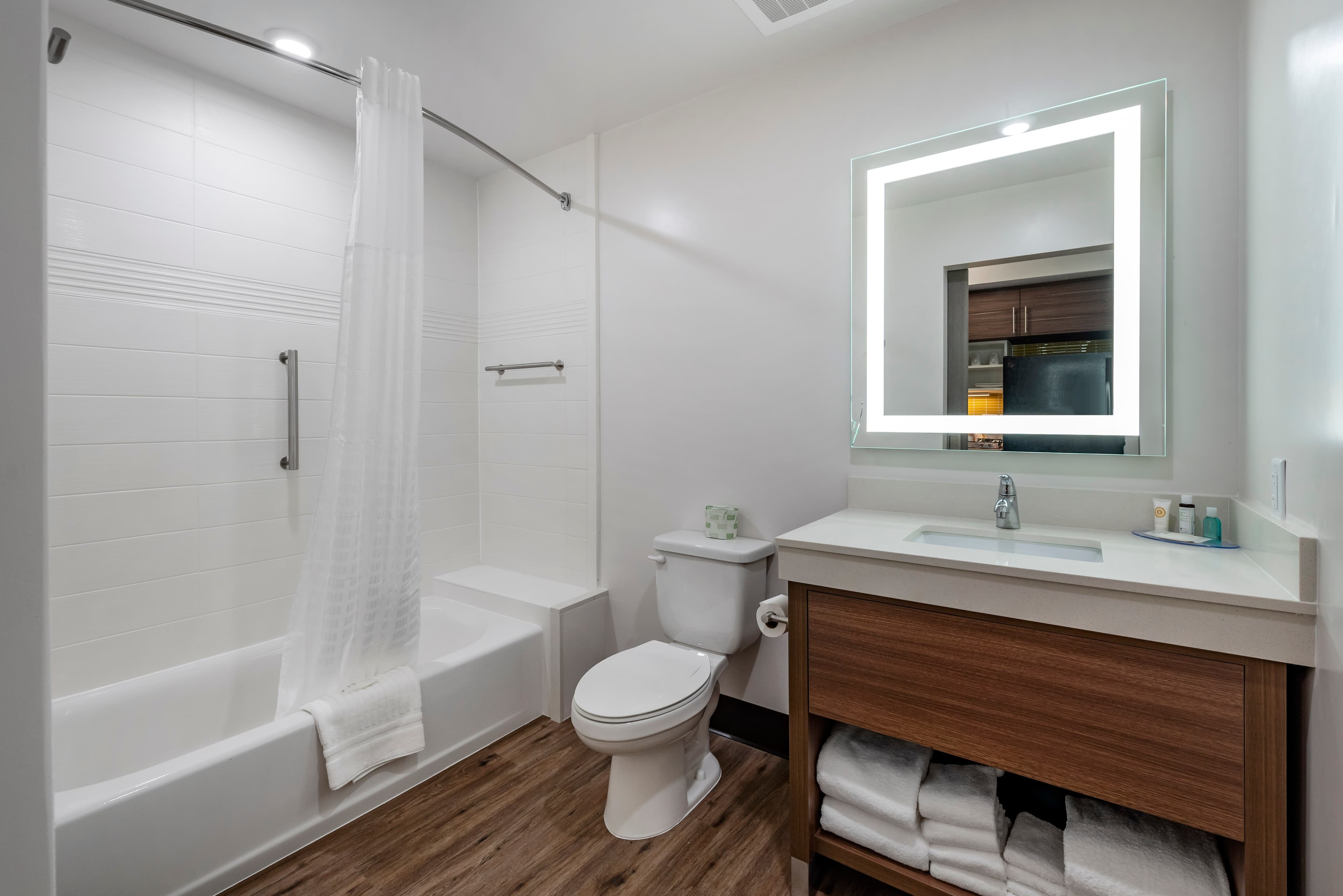 MainStay Suites Colorado Springs East - Medical Center Area — 13