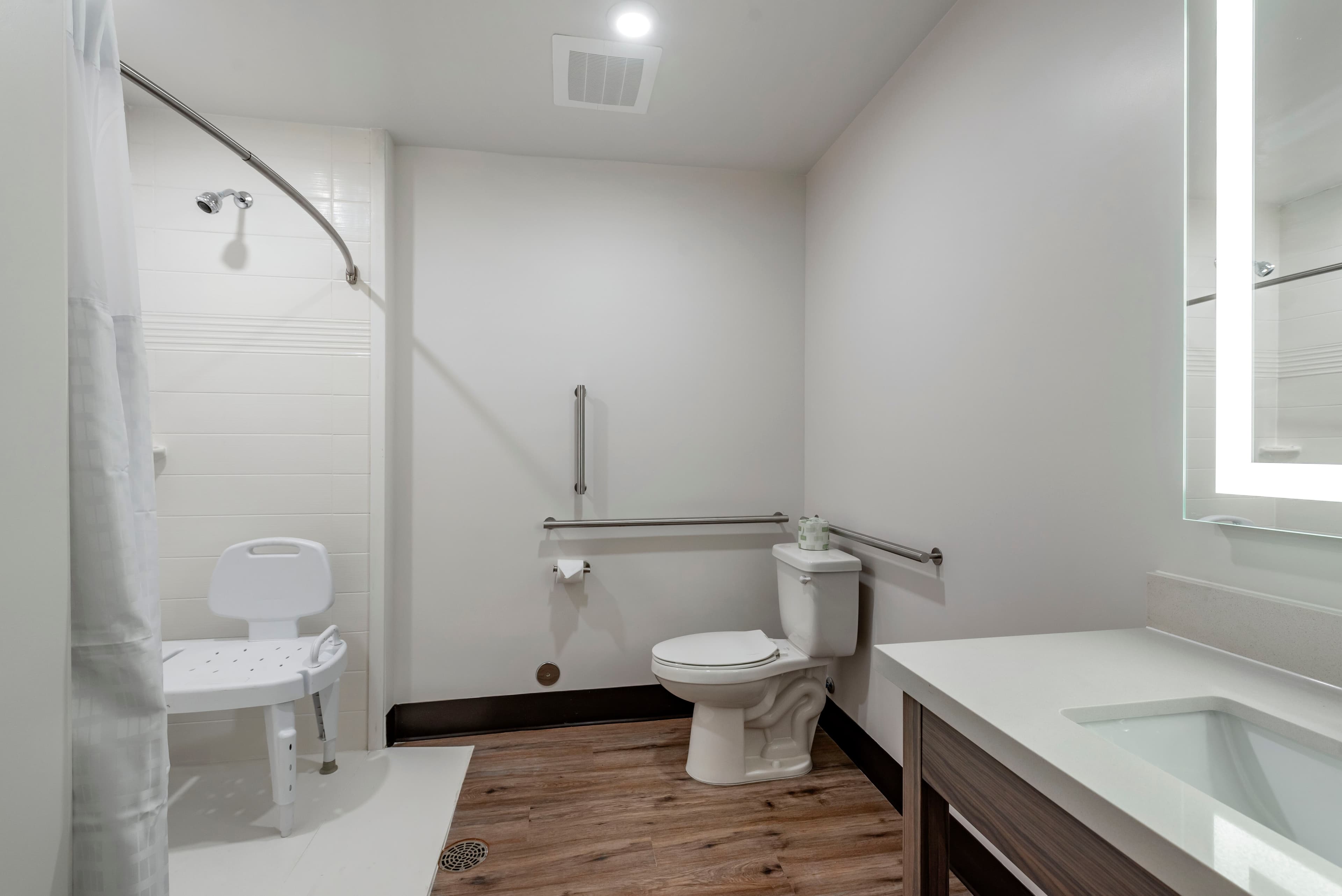 MainStay Suites Colorado Springs East - Medical Center Area - Image 5