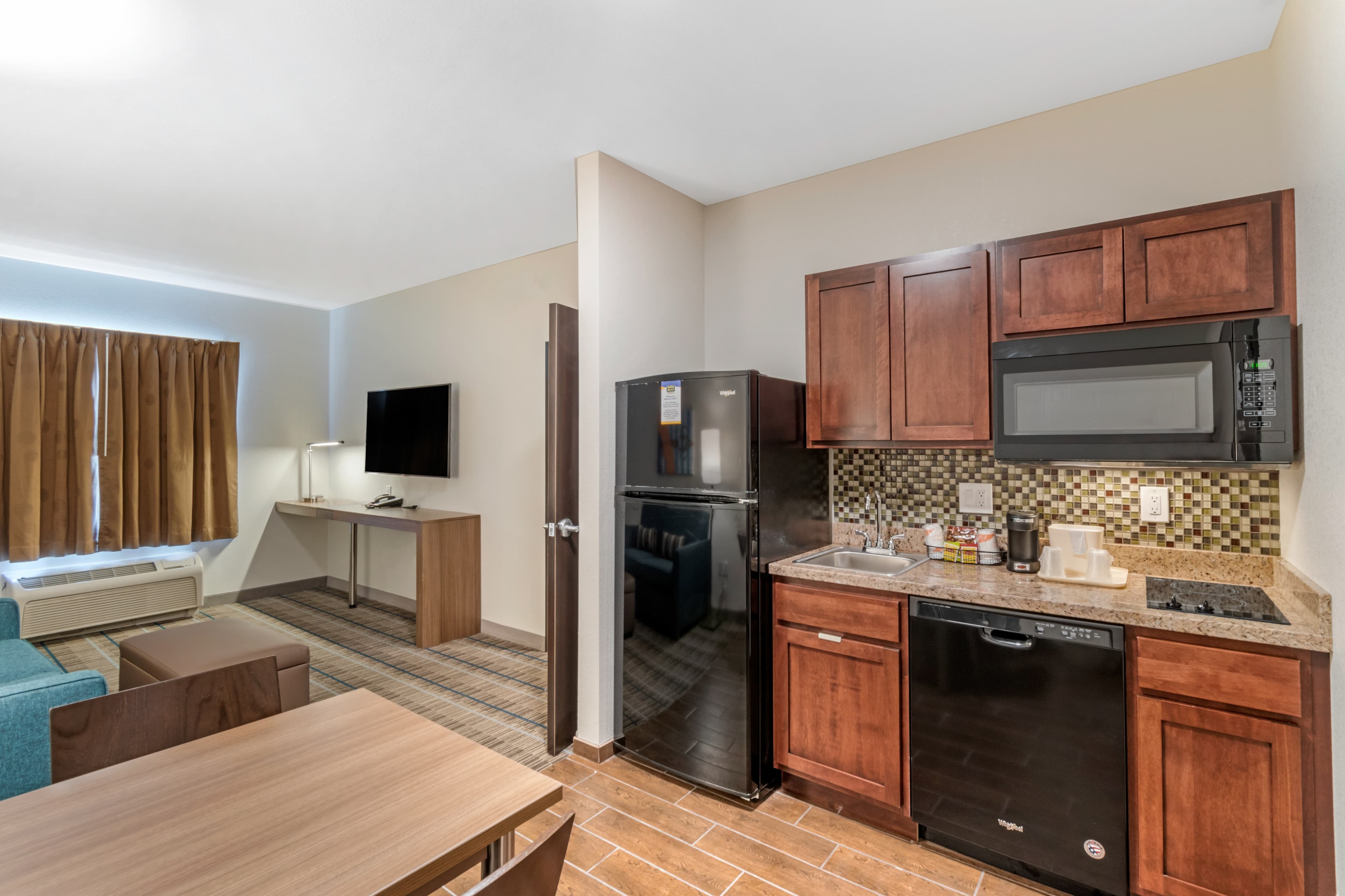 MainStay Suites Denver International Airport — 18