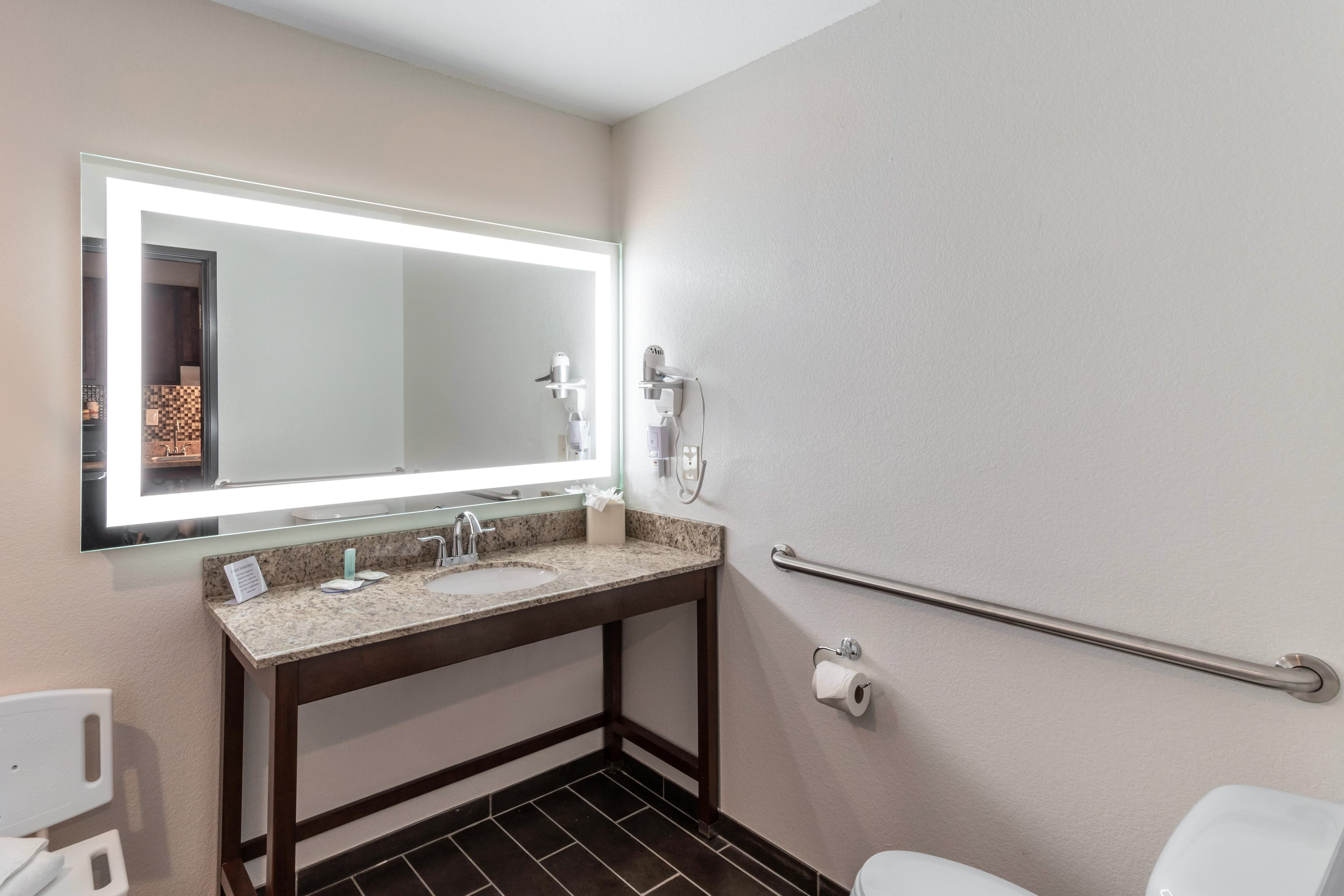MainStay Suites Denver International Airport - Image 2