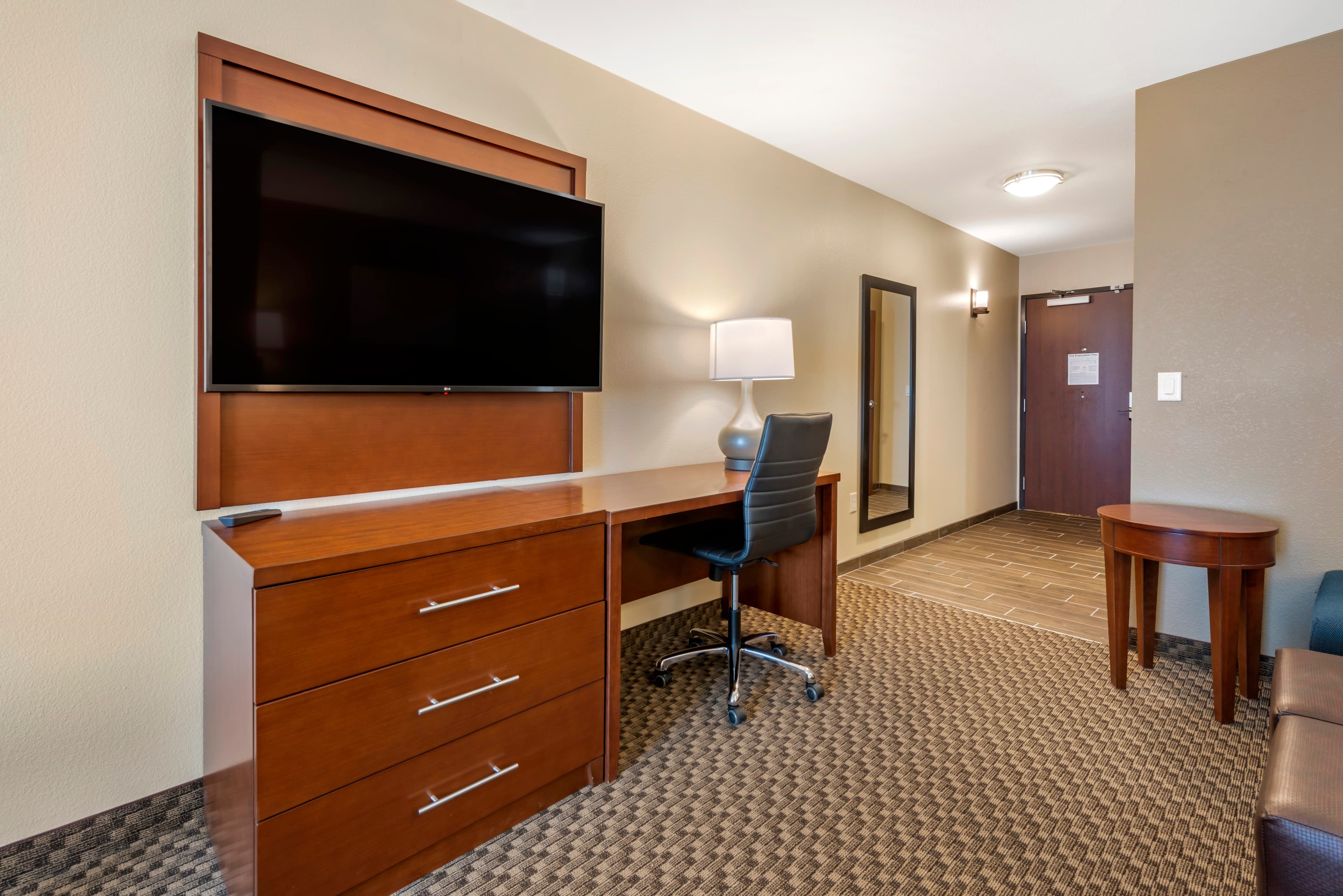 Comfort Suites Broomfield-Boulder/Interlocken - Image 3