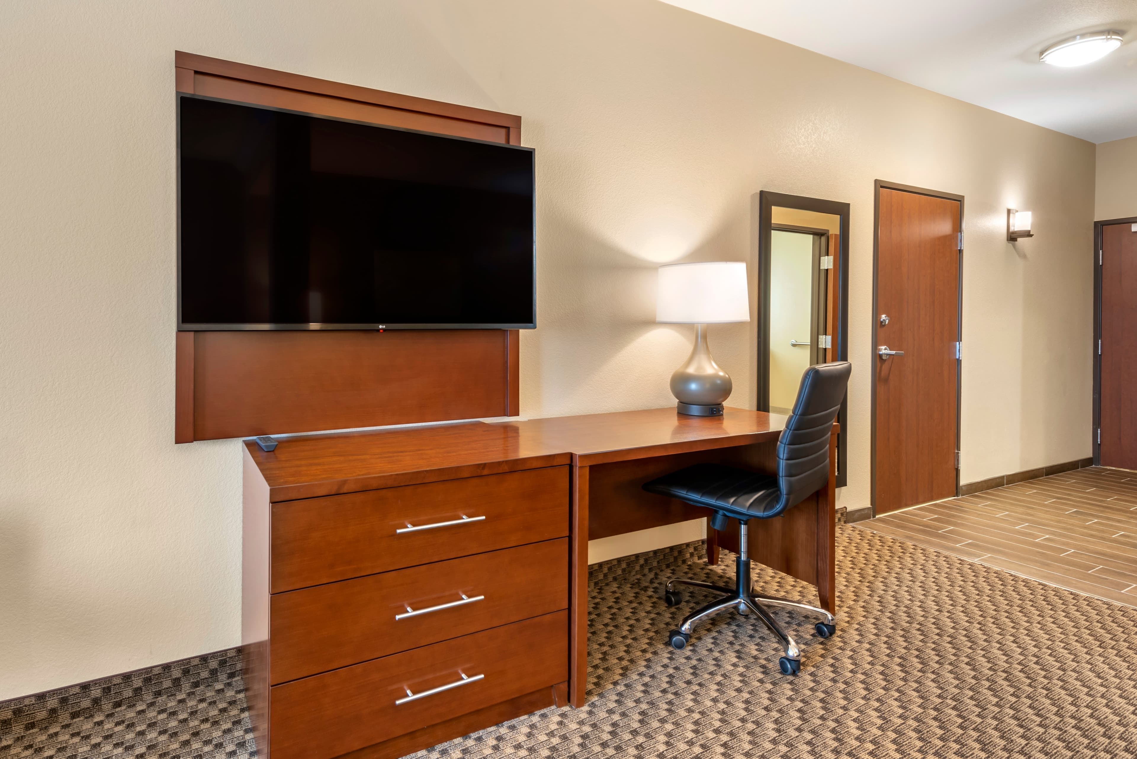 Comfort Suites Broomfield-Boulder/Interlocken — 7