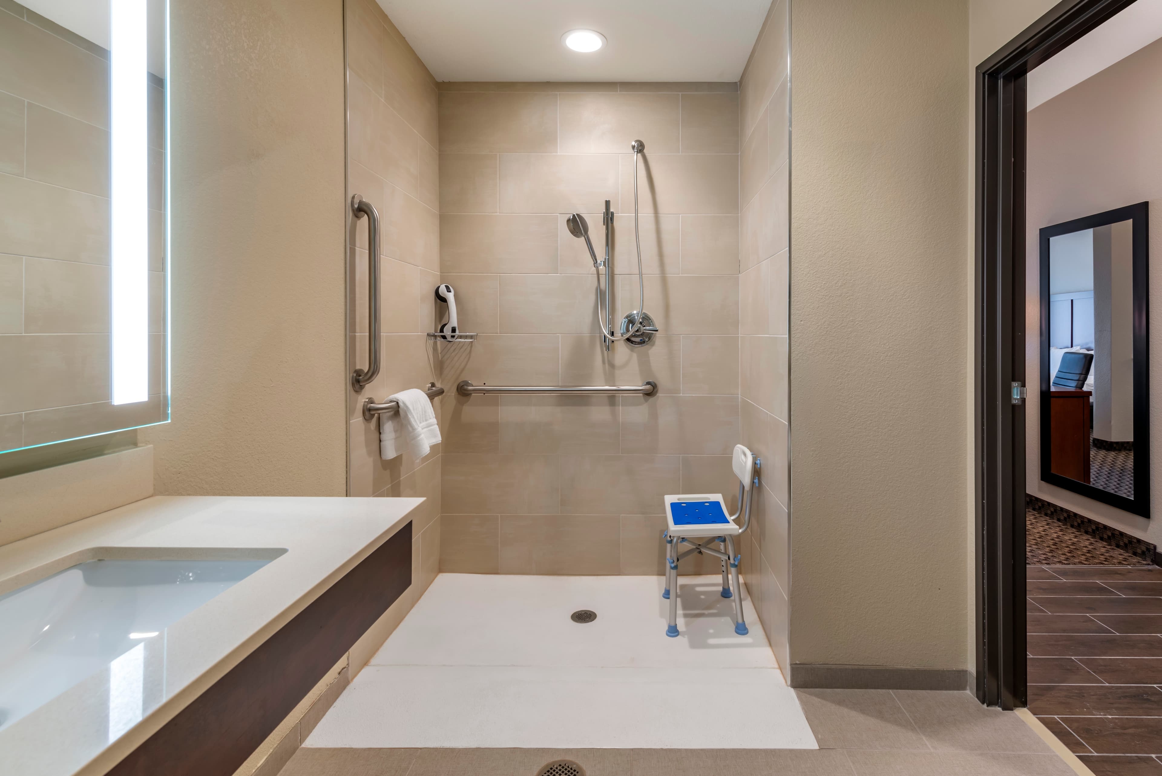 Comfort Suites Broomfield-Boulder/Interlocken — 9