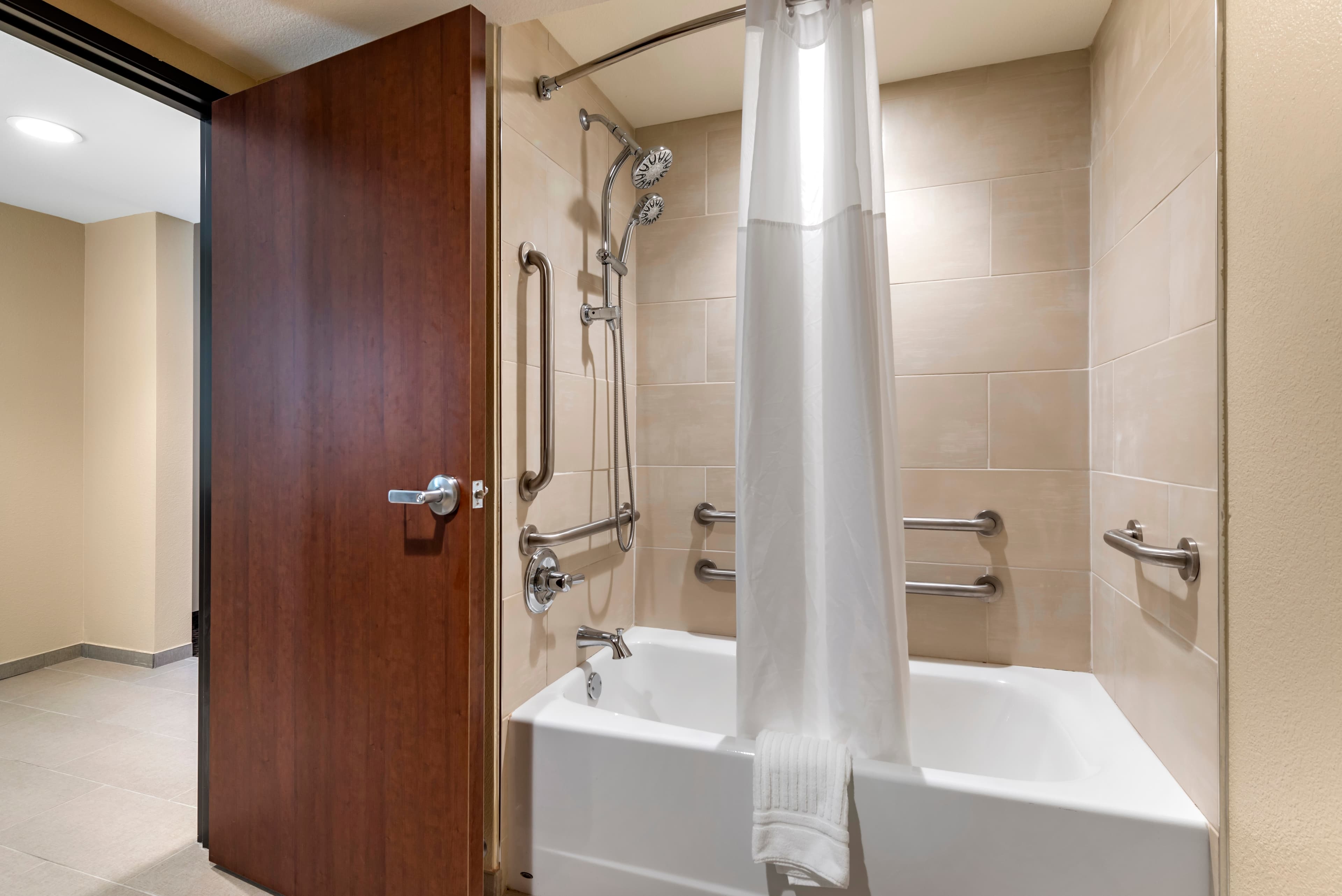 Comfort Suites Broomfield-Boulder/Interlocken — 13