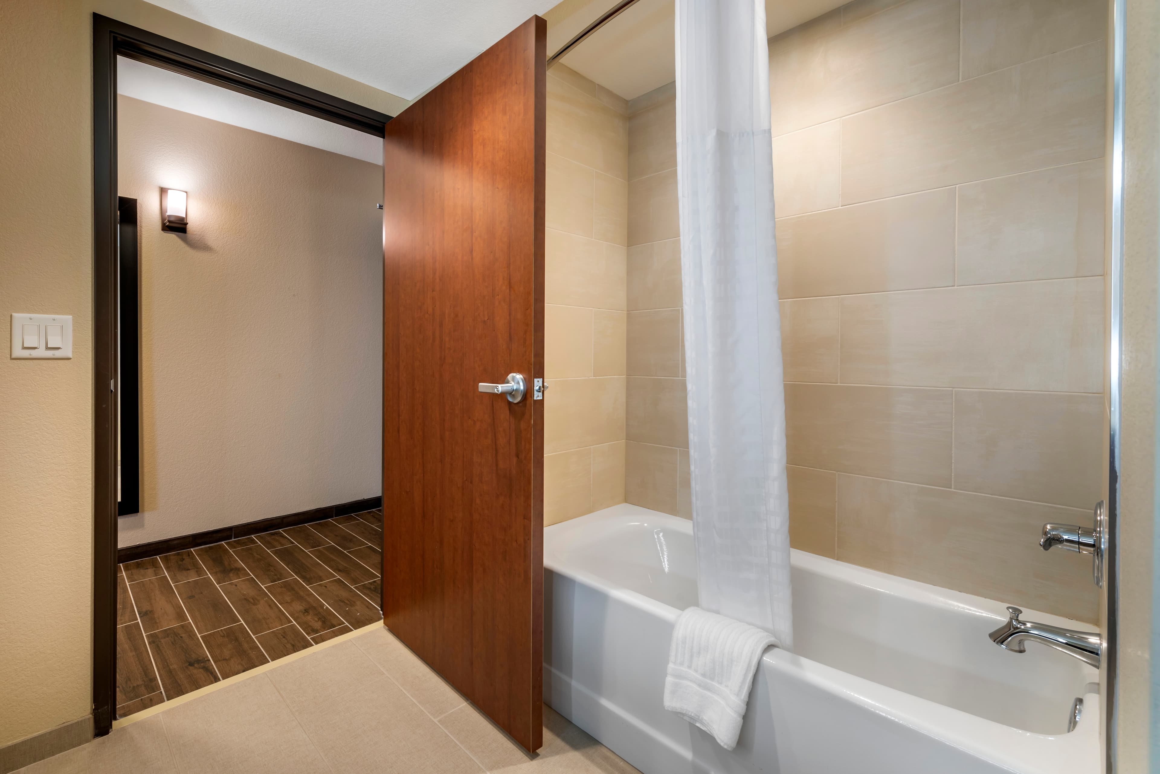 Comfort Suites Broomfield-Boulder/Interlocken — 25