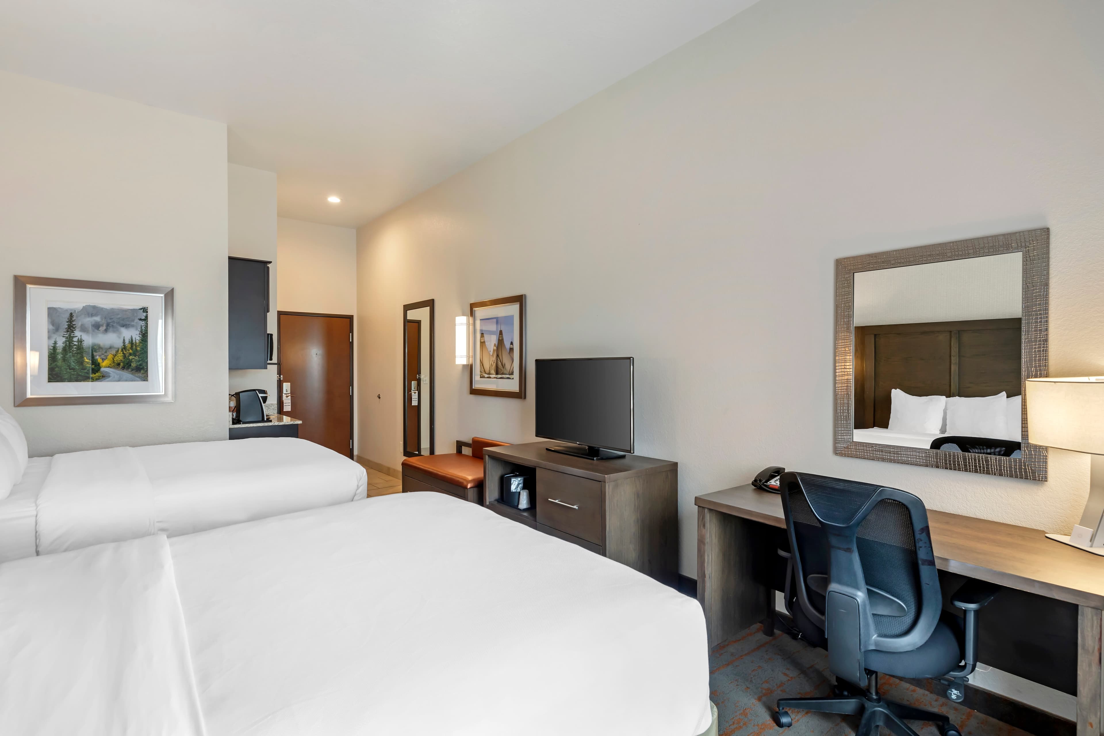Comfort Inn & Suites Brighton Denver NE Medical Center — 24