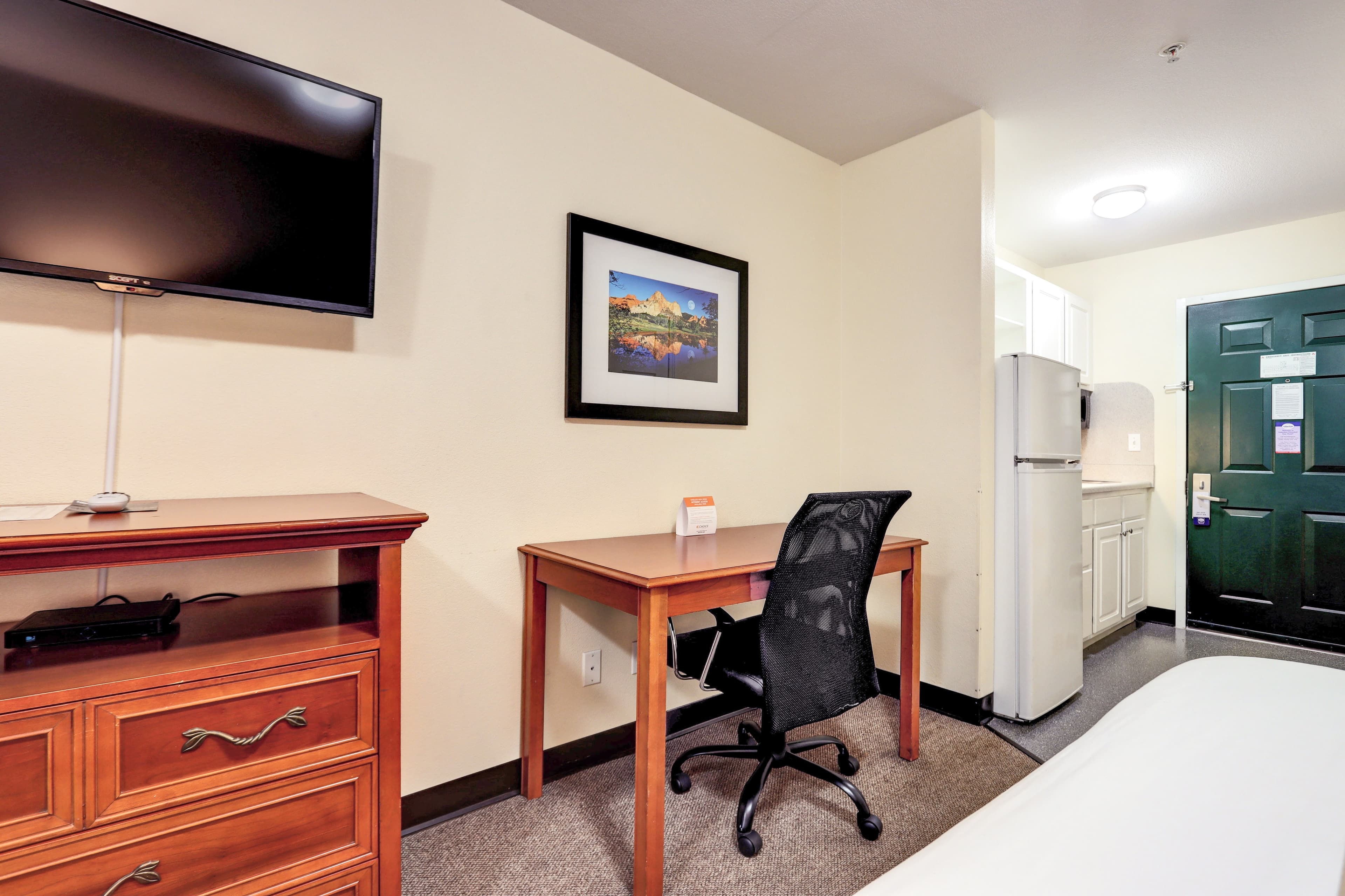 Suburban Studios Westminster Denver North — 6