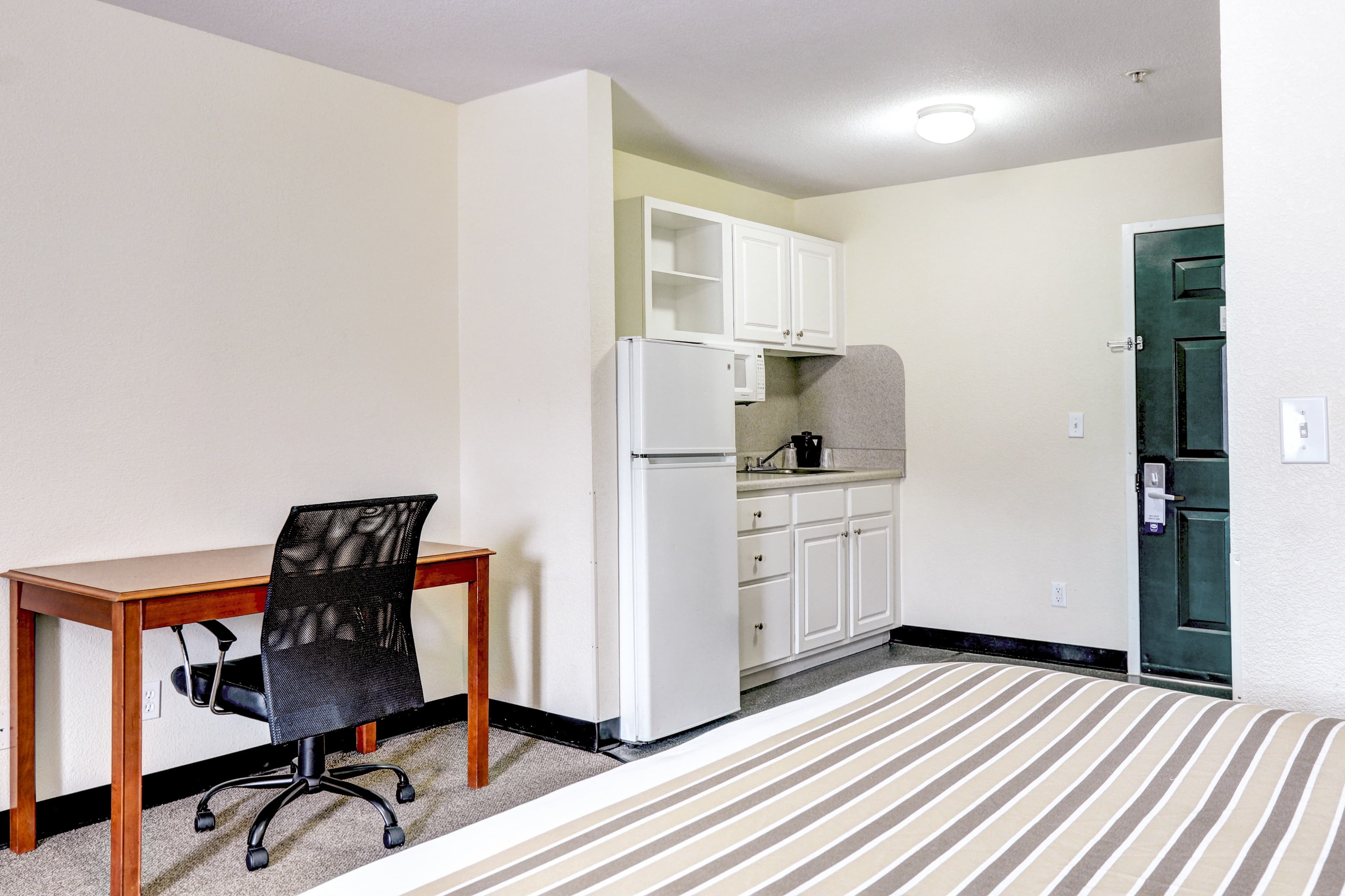 Suburban Studios Westminster Denver North — 39