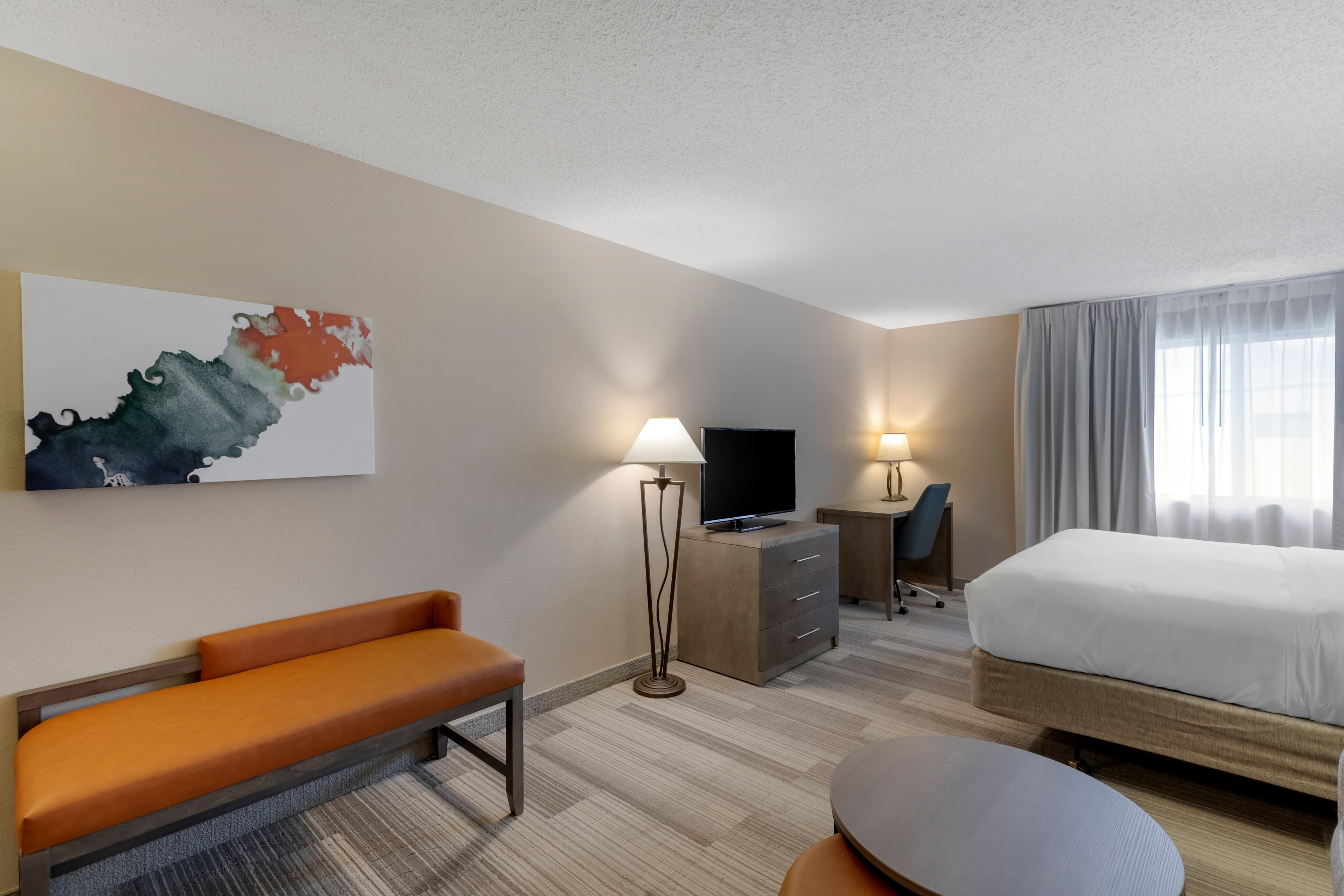 Comfort Inn & Suites Boulder - Image 4