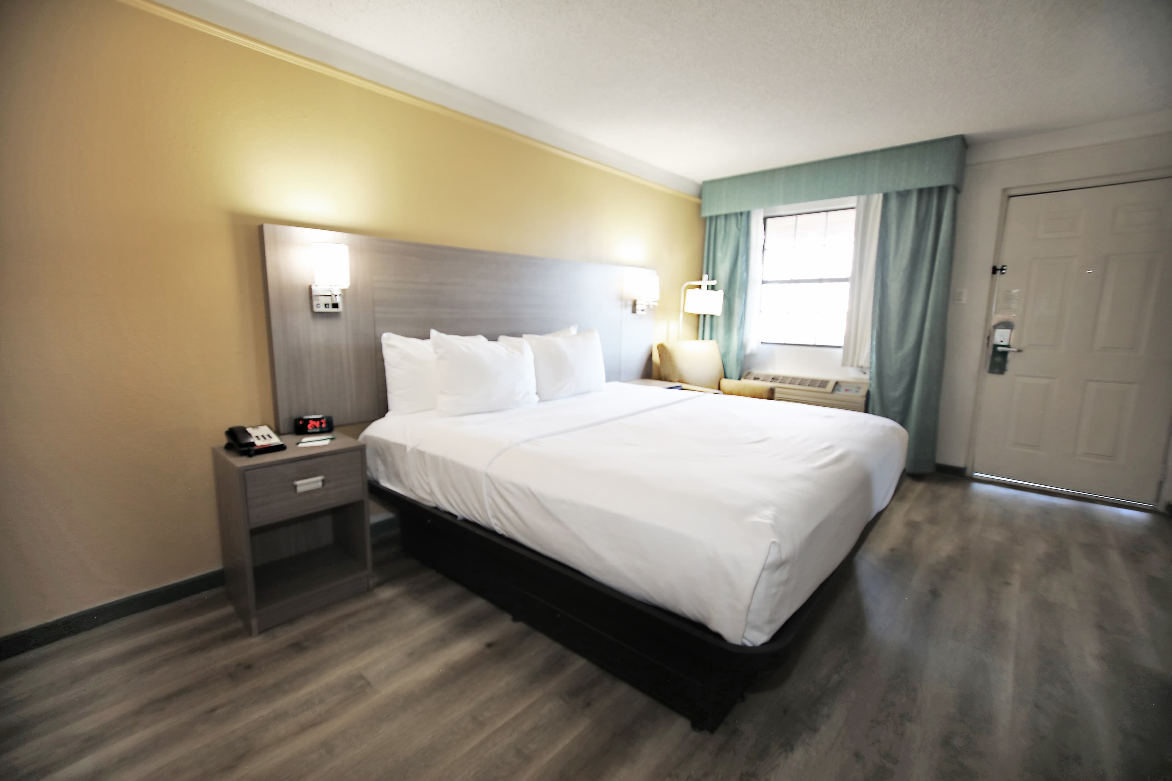 Quality Inn Aurora Denver — 8