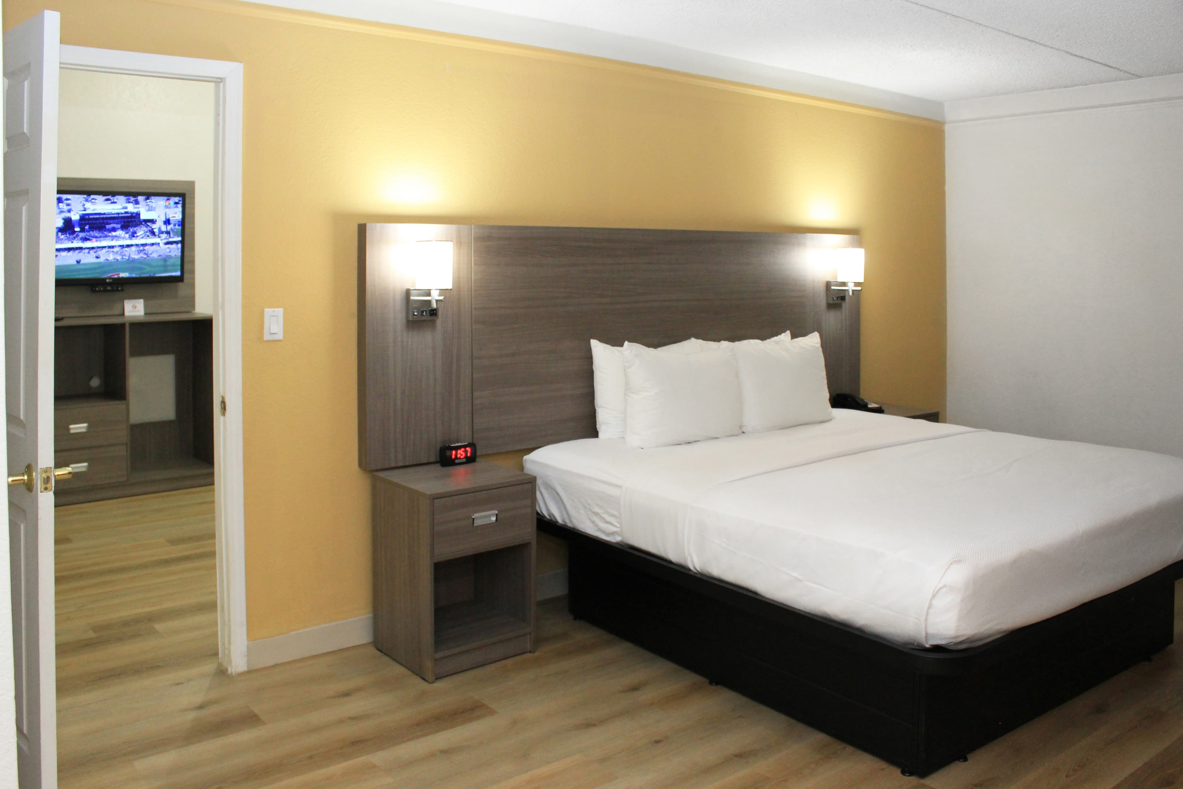 Quality Inn Aurora Denver - Image 1