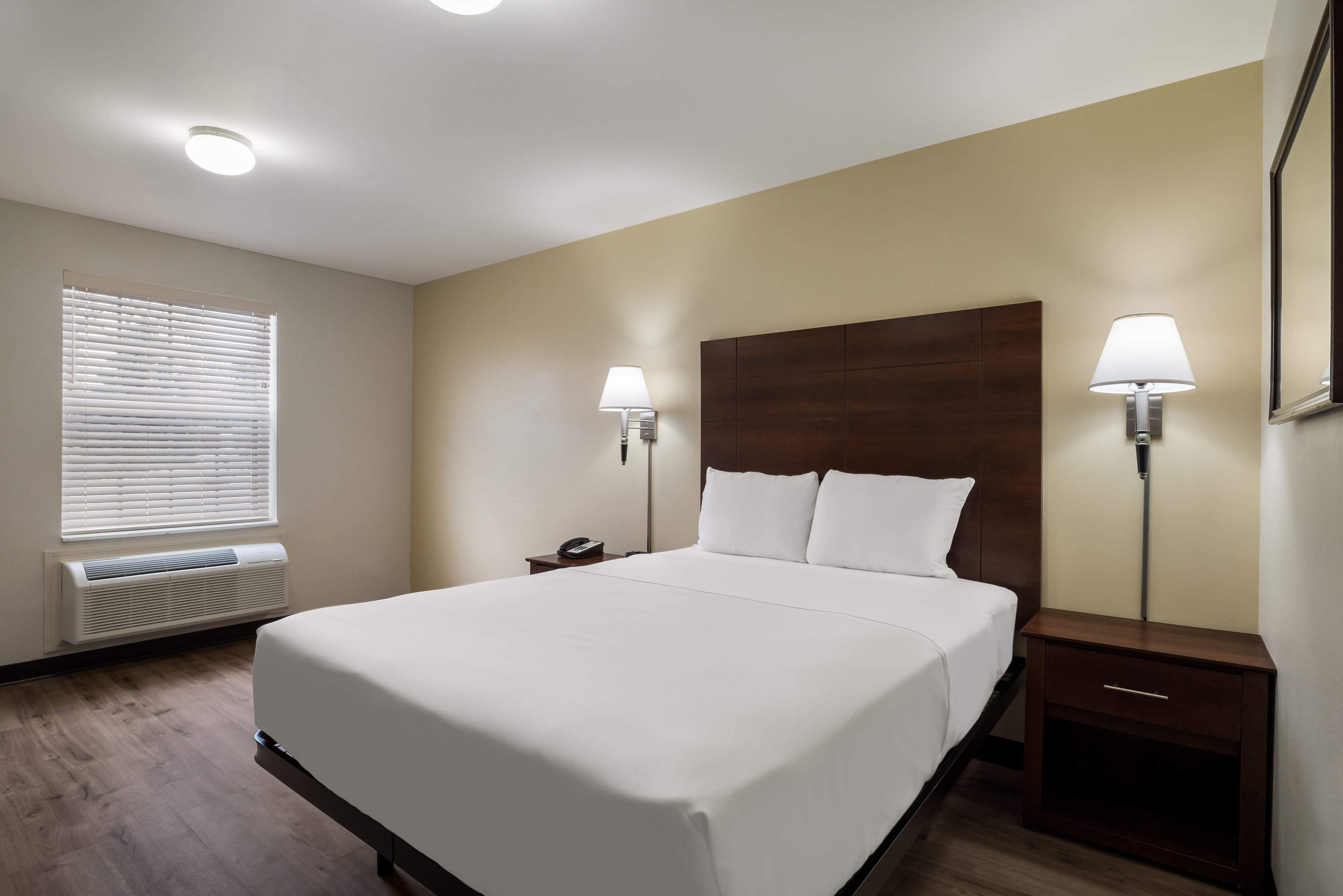 Suburban Studios Denver Central-Arvada — 26