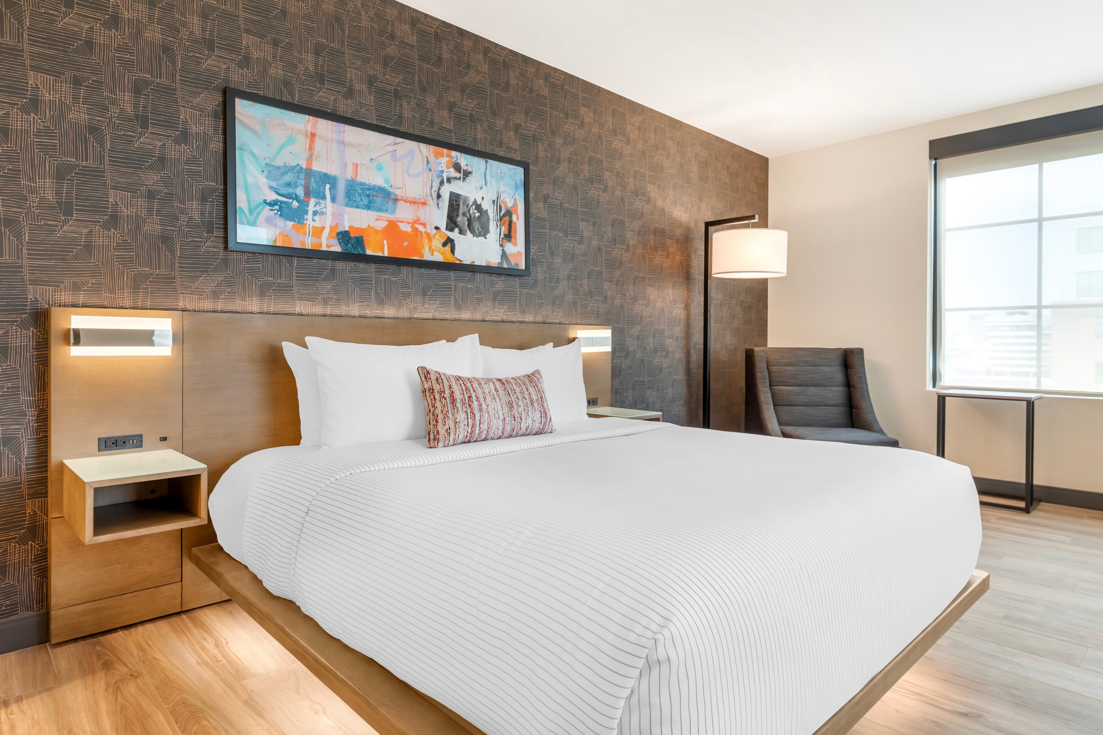 Cambria Hotel Denver Downtown RiNo - Image 2