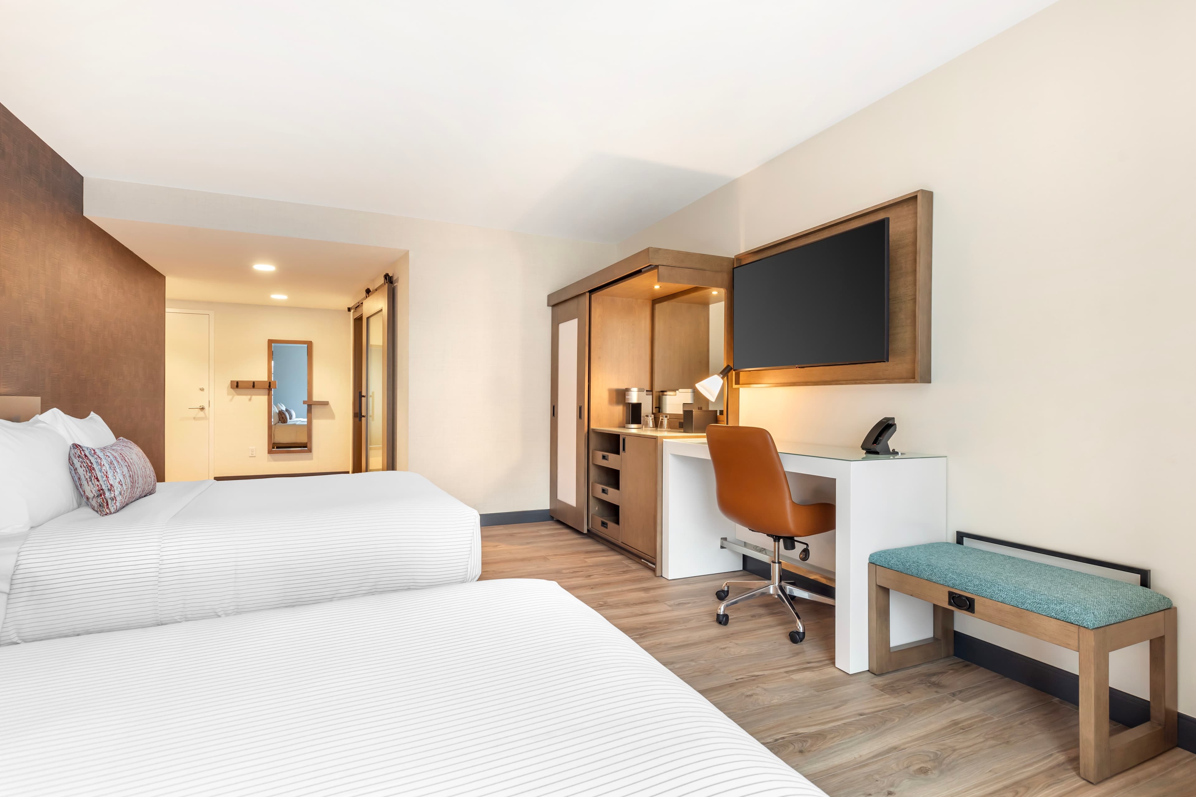 Cambria Hotel Denver Downtown RiNo — 13