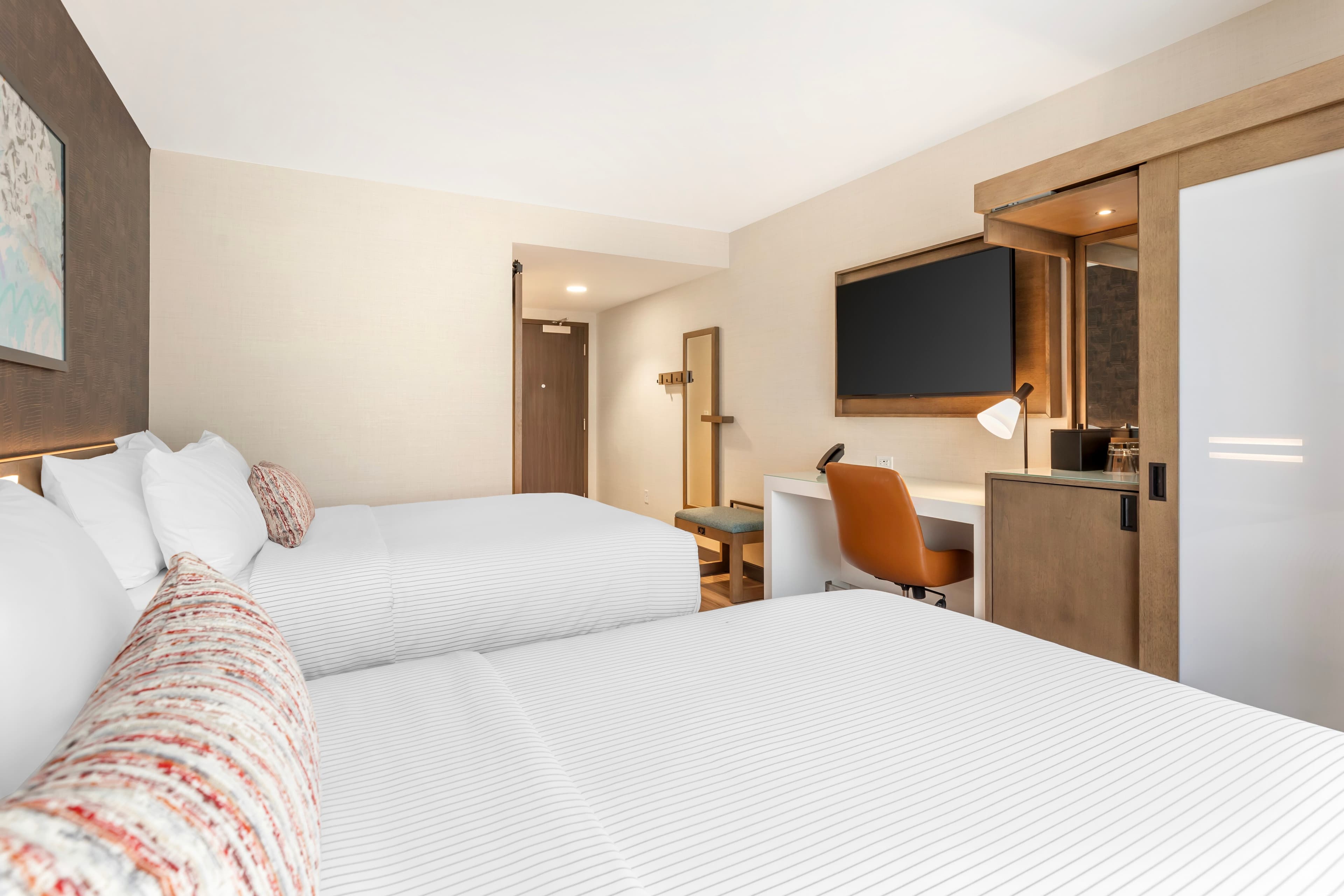 Cambria Hotel Denver Downtown RiNo — 33