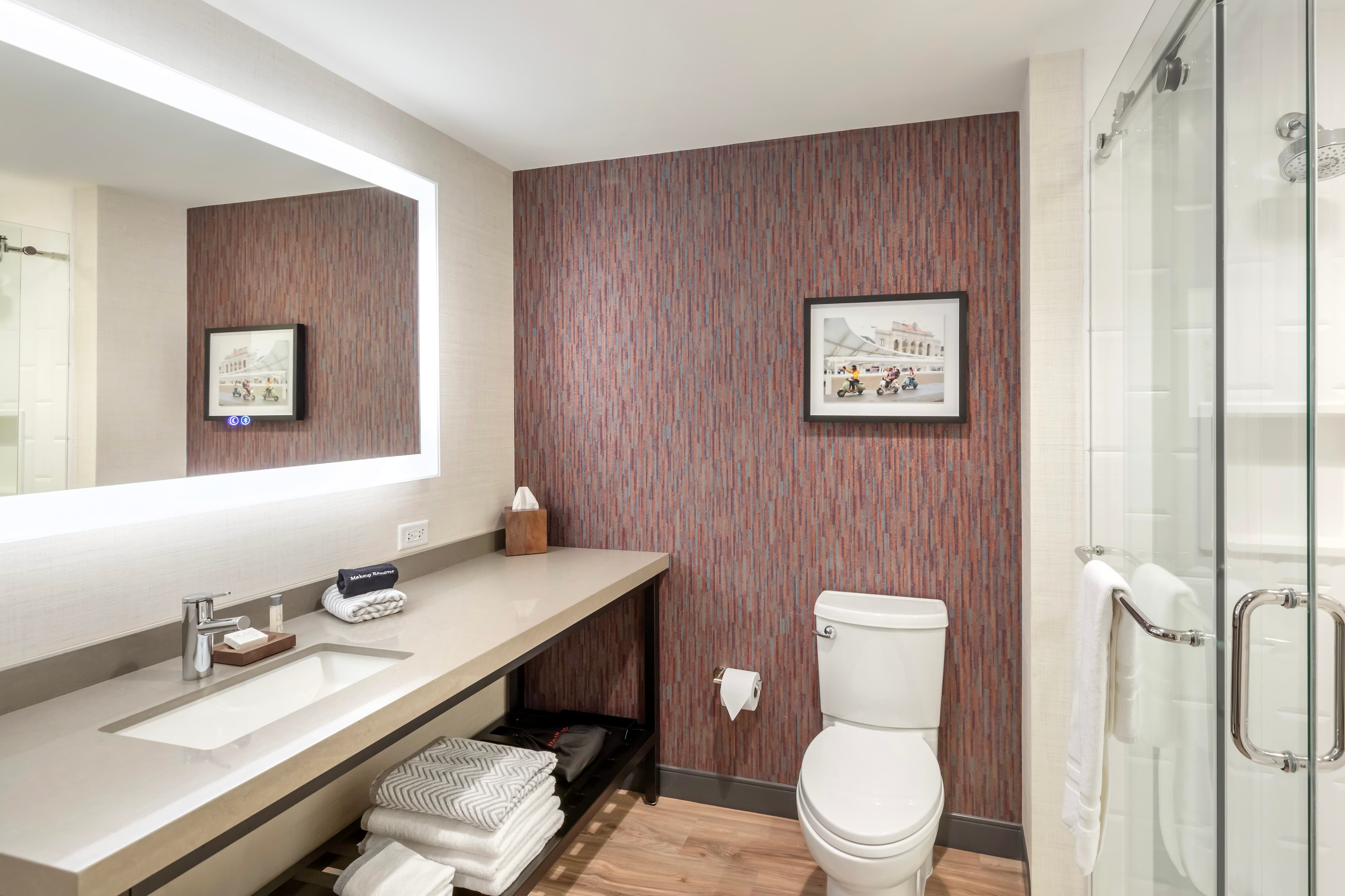 Cambria Hotel Denver Downtown RiNo — 34